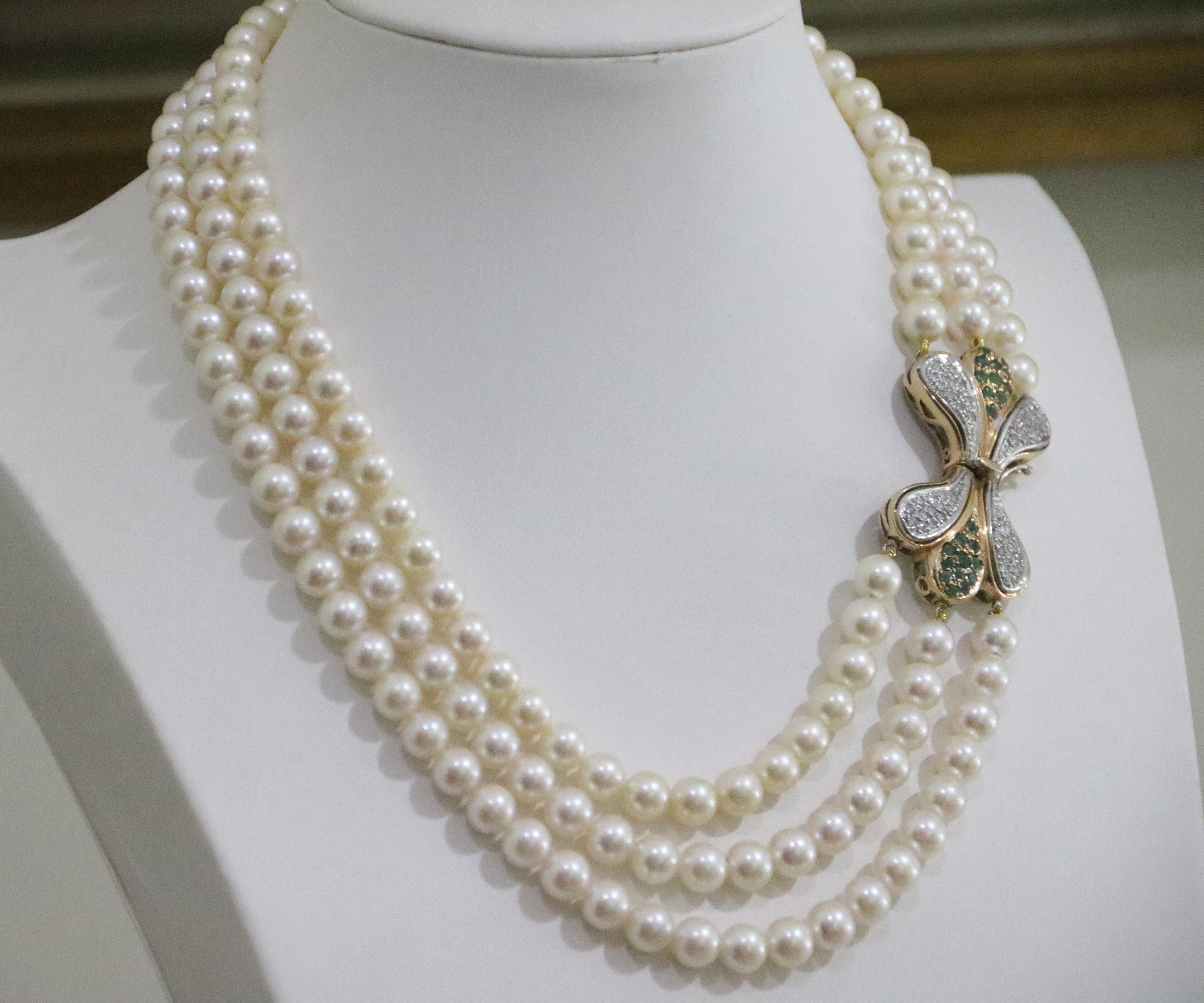 Pearls Diamonds Emeralds 18 Karat White And Yellow Gold Multi-Strand Necklace In New Condition For Sale In Marcianise, IT