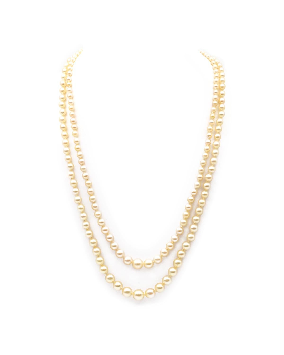 Round Cut Pearls double strand necklace with 18k white gold clasp, cultured pearls For Sale