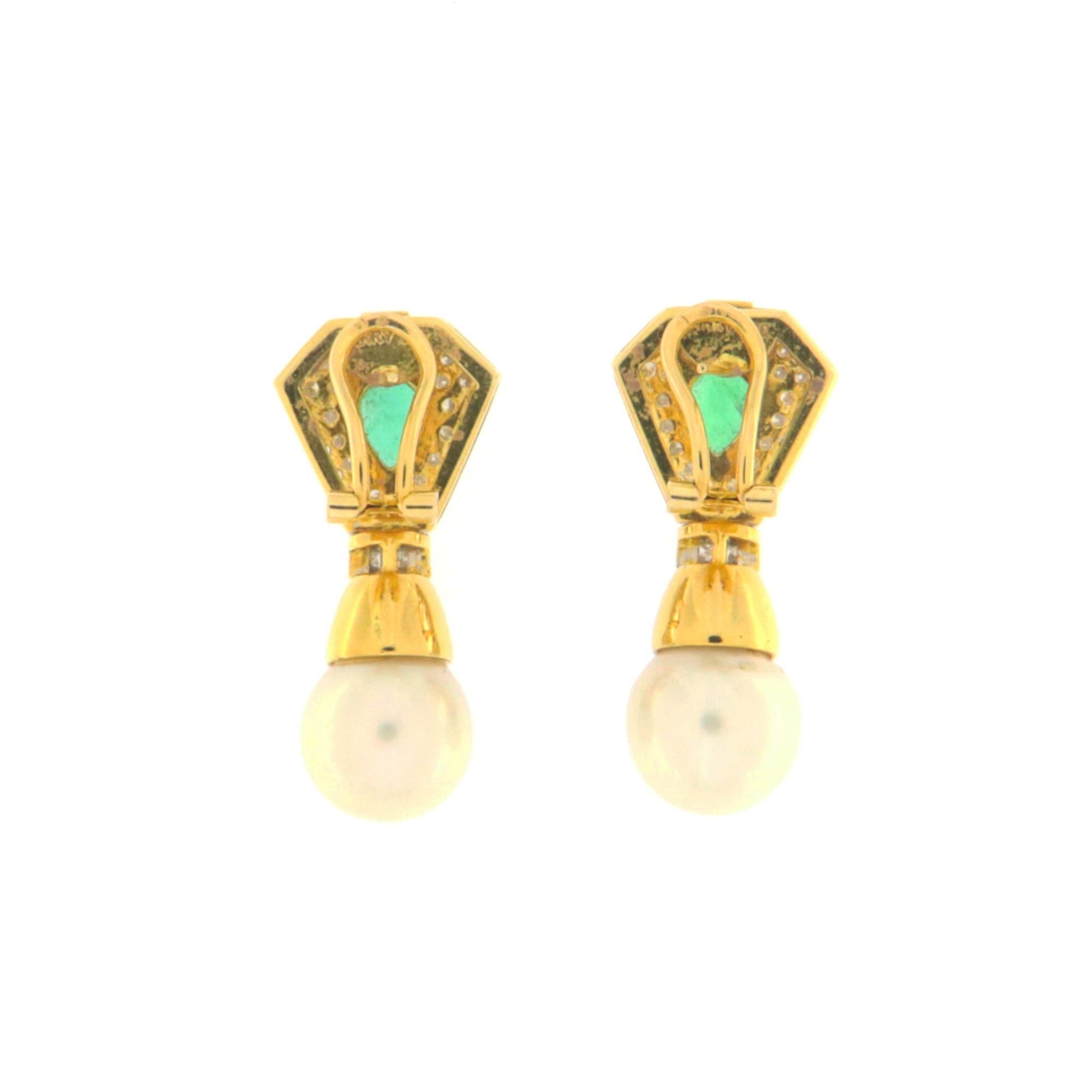 Pearls Emeralds Diamonds 18 Karat Yellow Gold Drop Earrings In New Condition For Sale In Marcianise, IT
