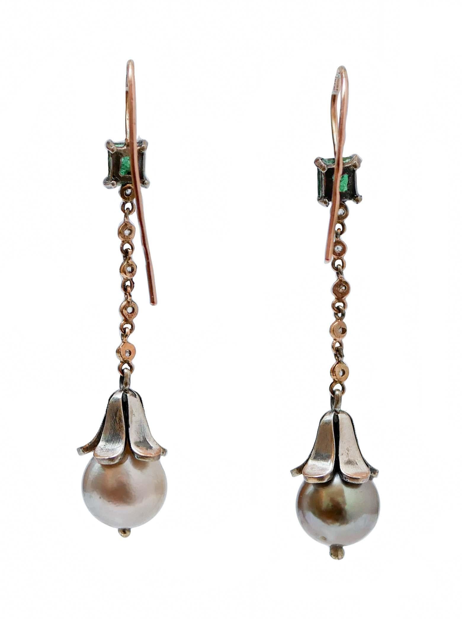 Ohrringe aus Roségold mit Perlen, Smaragden, Diamanten und Silber. (Retro) im Angebot
