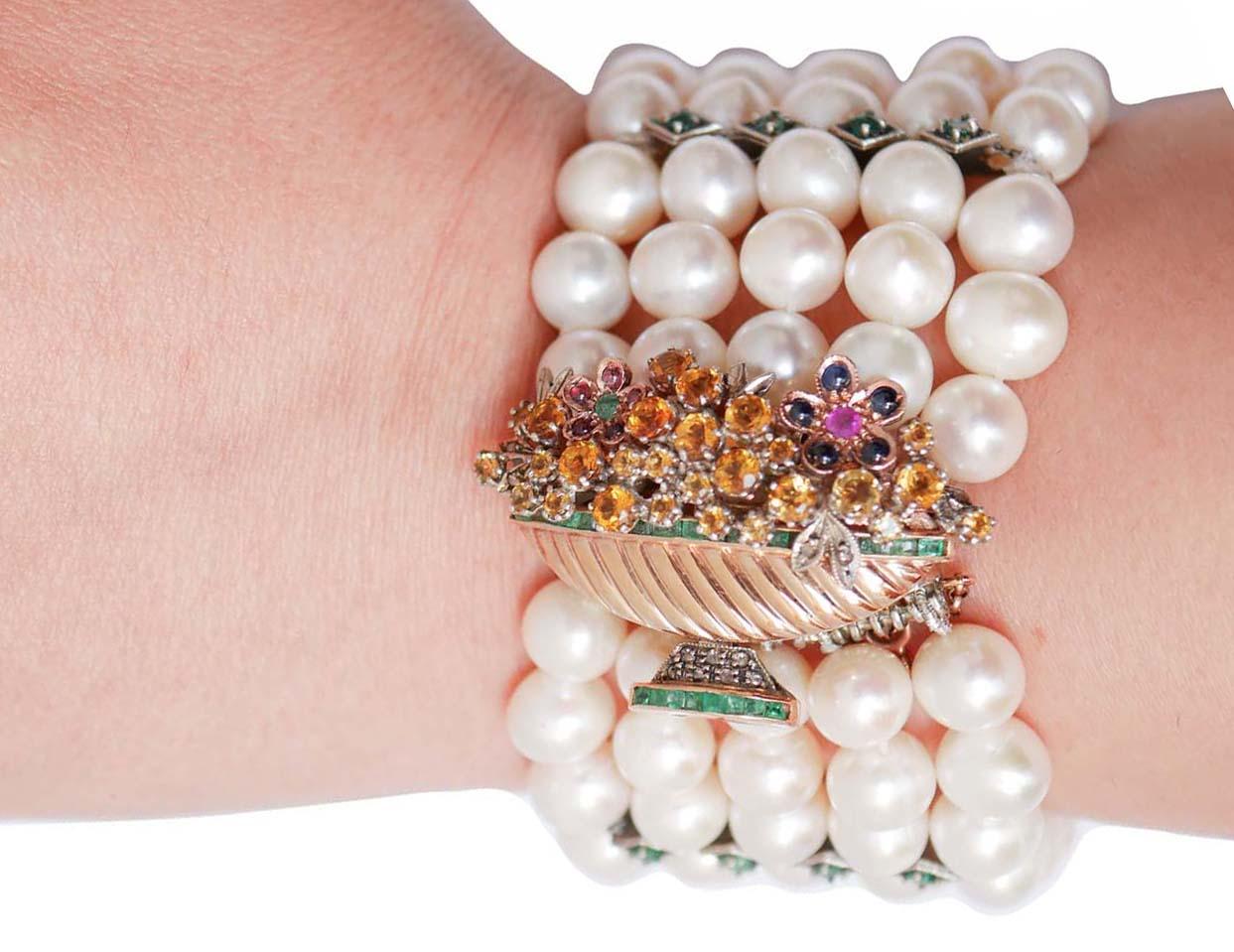 Pearls, Emeralds, Rubies, Sapphires, Diamonds, Rose Gold and Silver Bracelet. In Good Condition For Sale In Marcianise, Marcianise (CE)