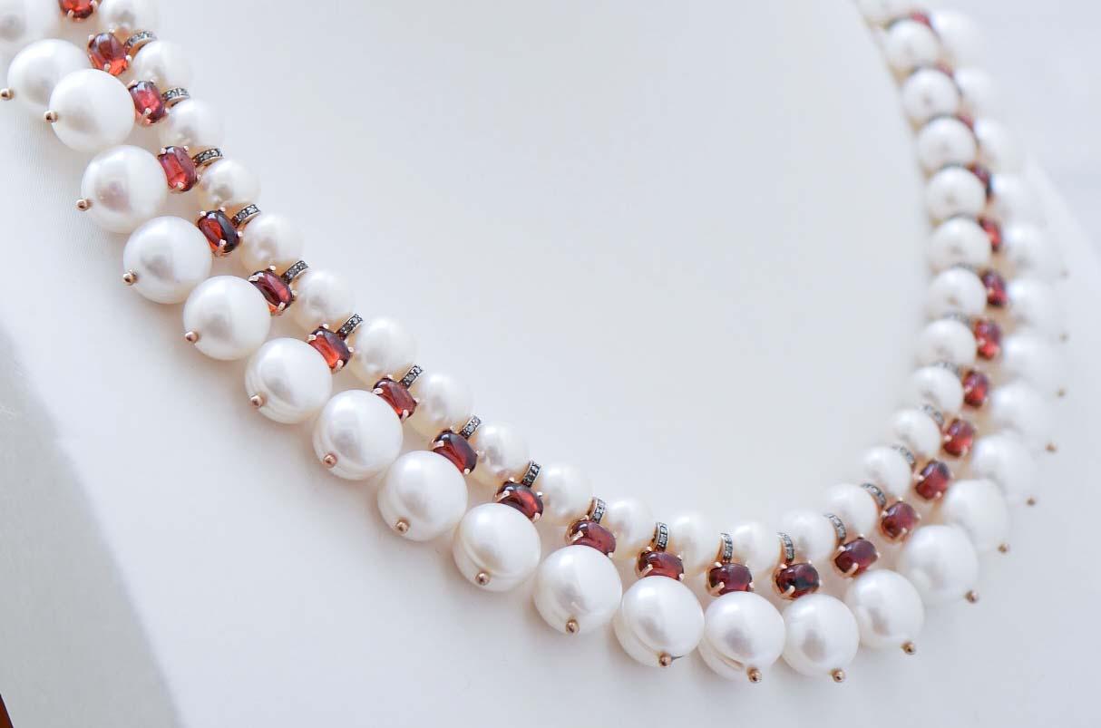 Collar de perlas, granates, diamantes, oro rosa y plata. Retro en venta