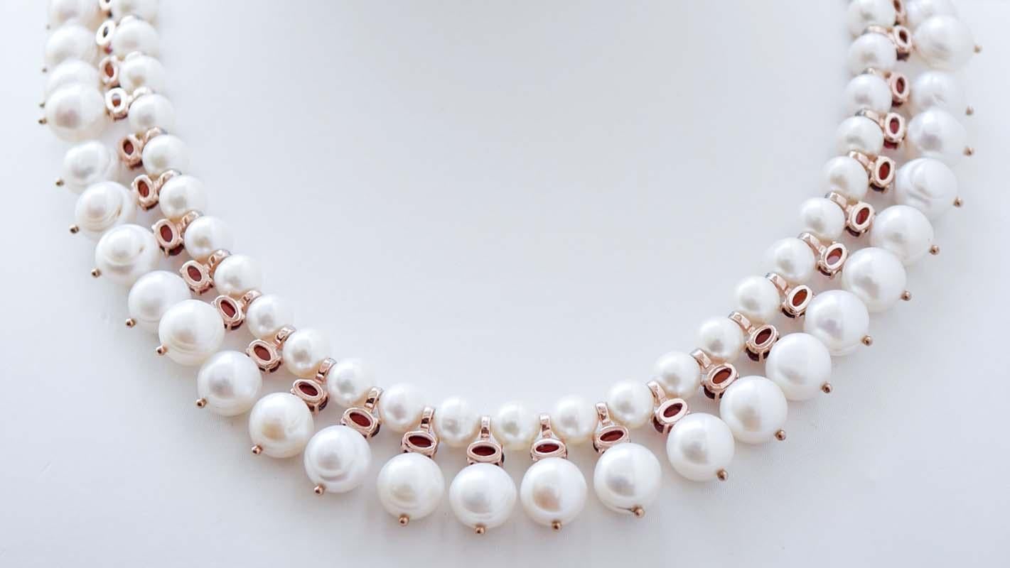 Collar de perlas, granates, diamantes, oro rosa y plata. Corte mixto en venta