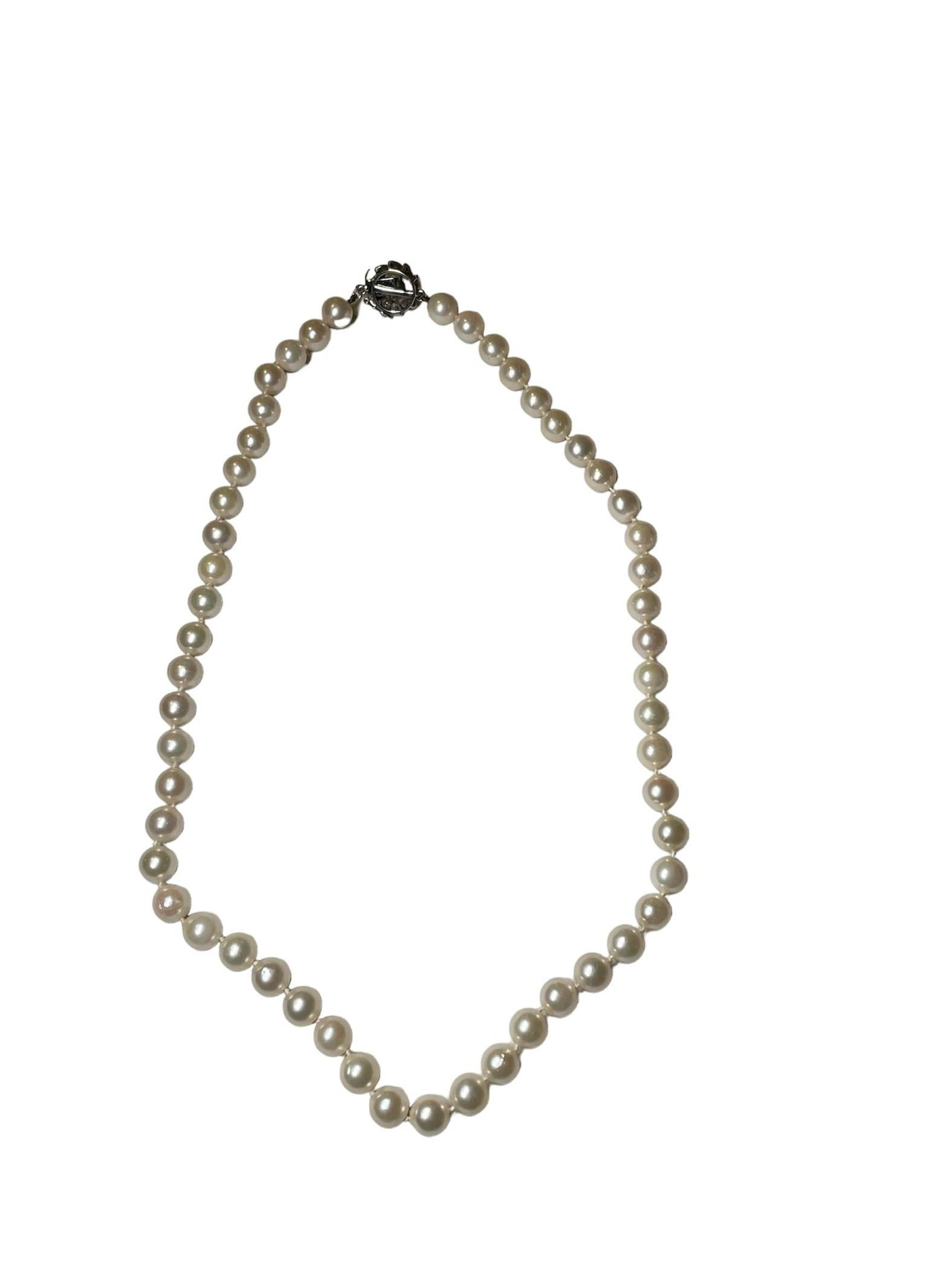 Donna Collana di perle in vendita