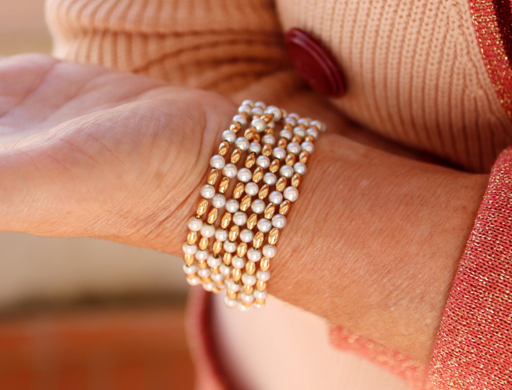 Pearls Rubies 18 Karat Yellow Gold Cuff Bracelet 3