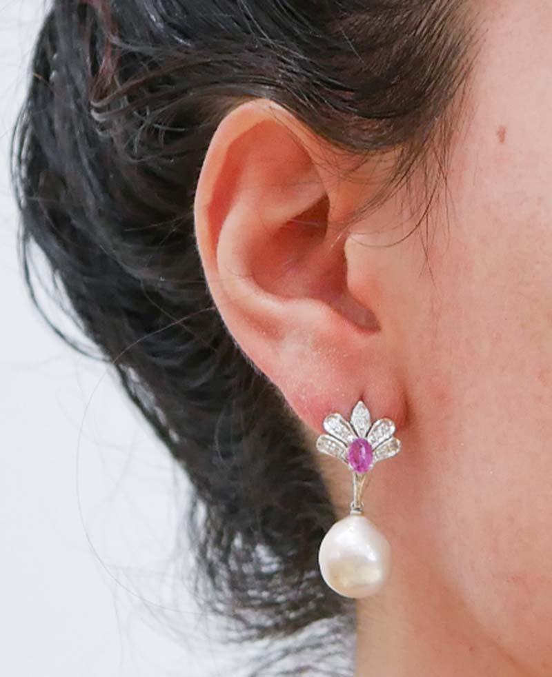 Perle, rubini, diamanti, platino Orecchini. In condizioni buone in vendita a Marcianise, Marcianise (CE)