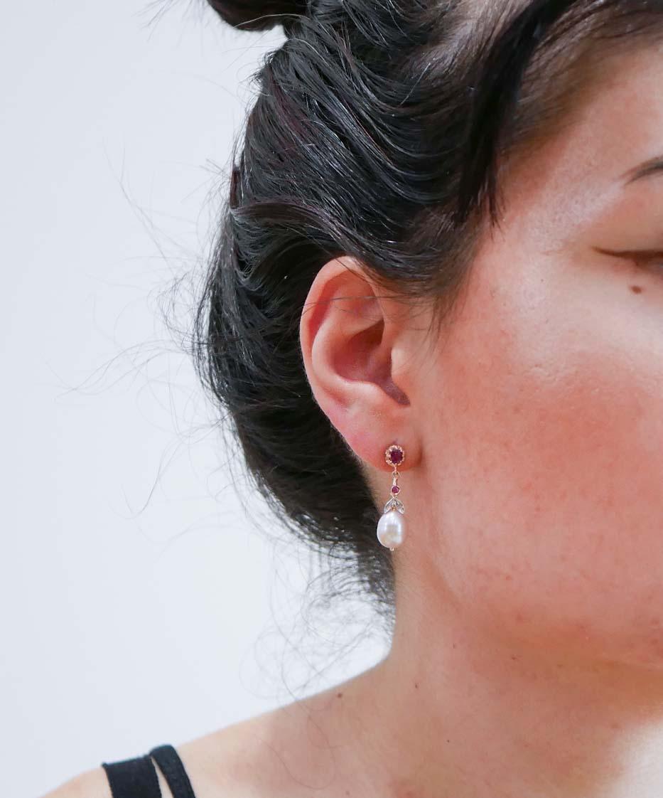 Taglio misto Perle, rubini, diamanti, orecchini in oro rosa e argento. in vendita