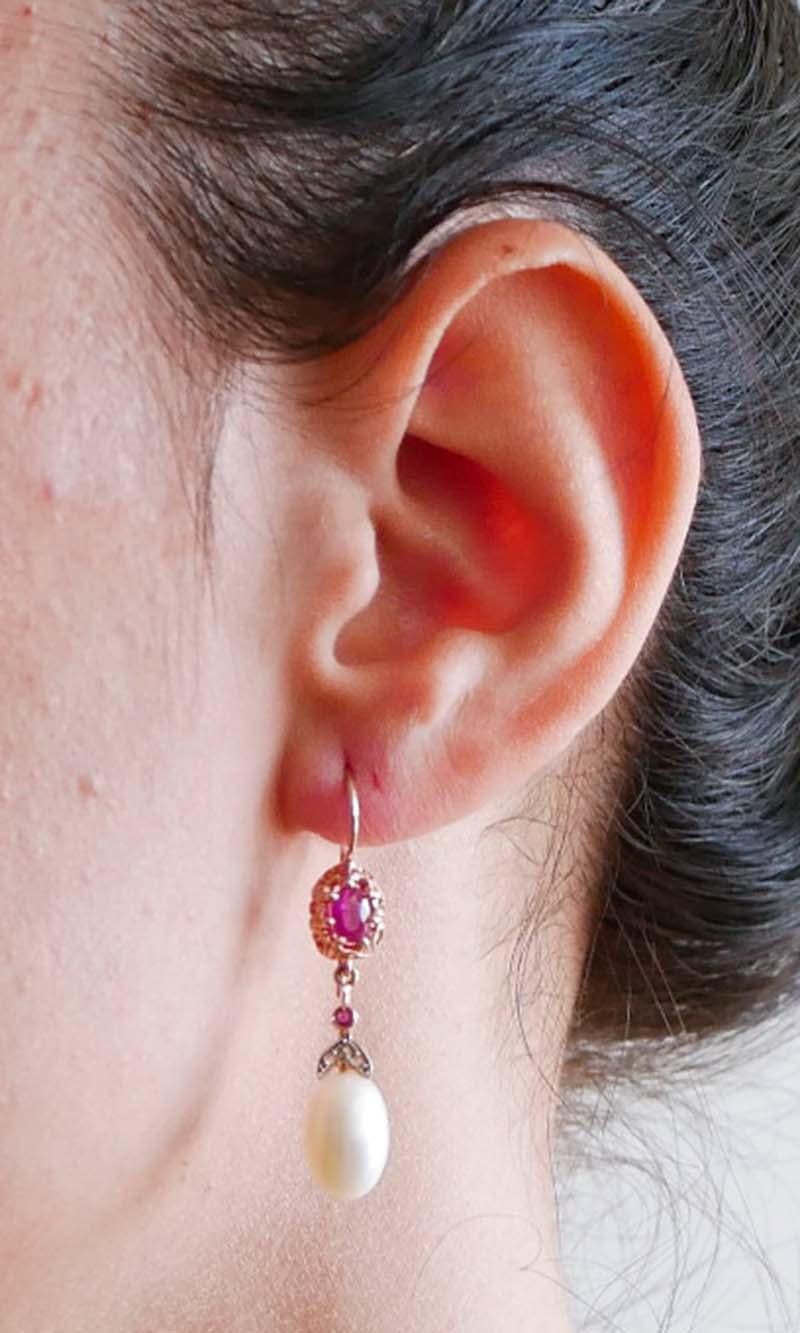 Perle, rubini, diamanti, orecchini in oro rosa e argento. In condizioni buone in vendita a Marcianise, Marcianise (CE)