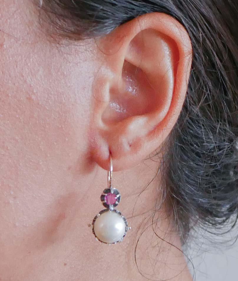 Ohrringe aus Perlen, Rubinen, Roségold und Silber. im Zustand „Gut“ im Angebot in Marcianise, Marcianise (CE)