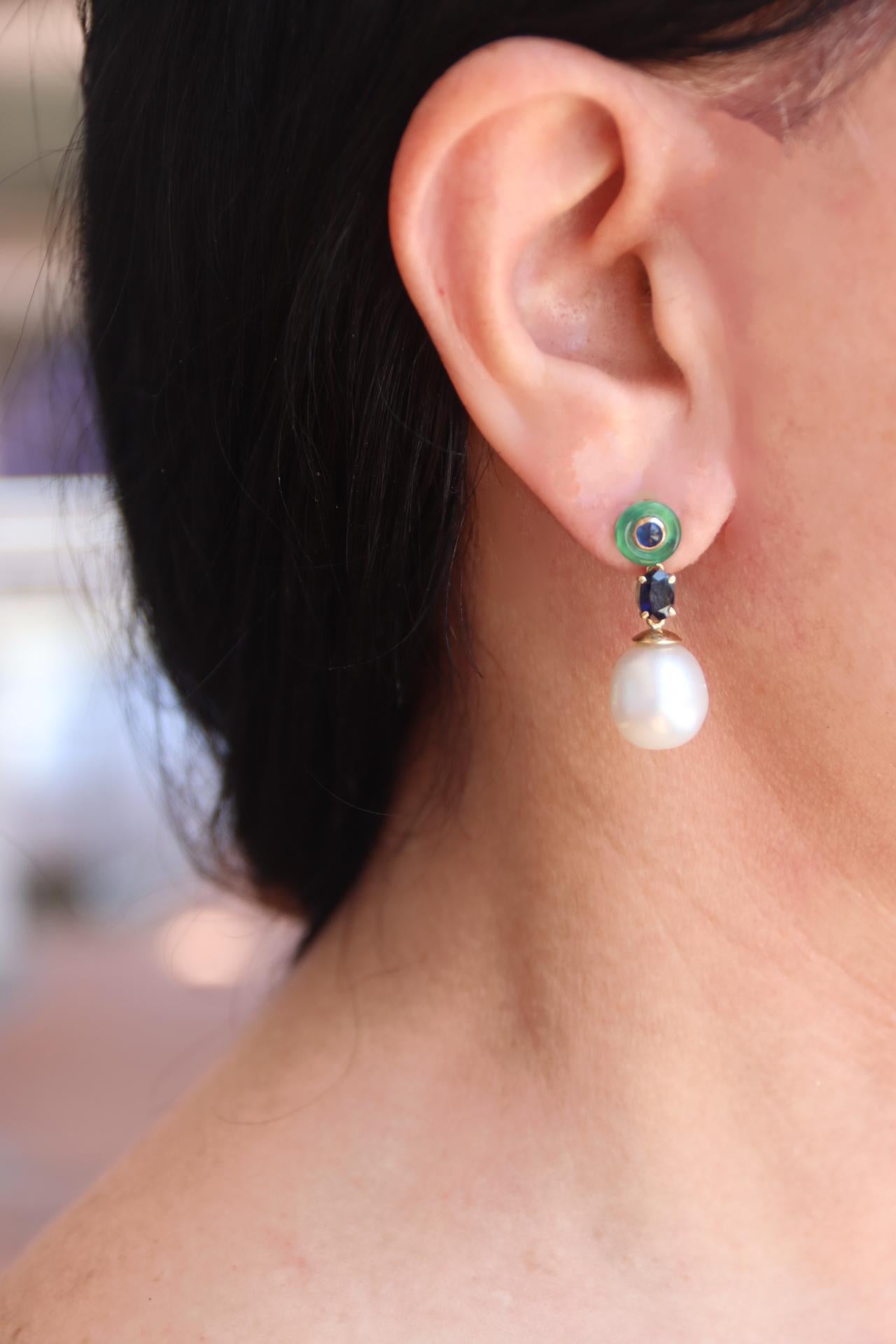 Pearls Sapphires 18 Karat Yellow Gold Drop Earrings For Sale 1