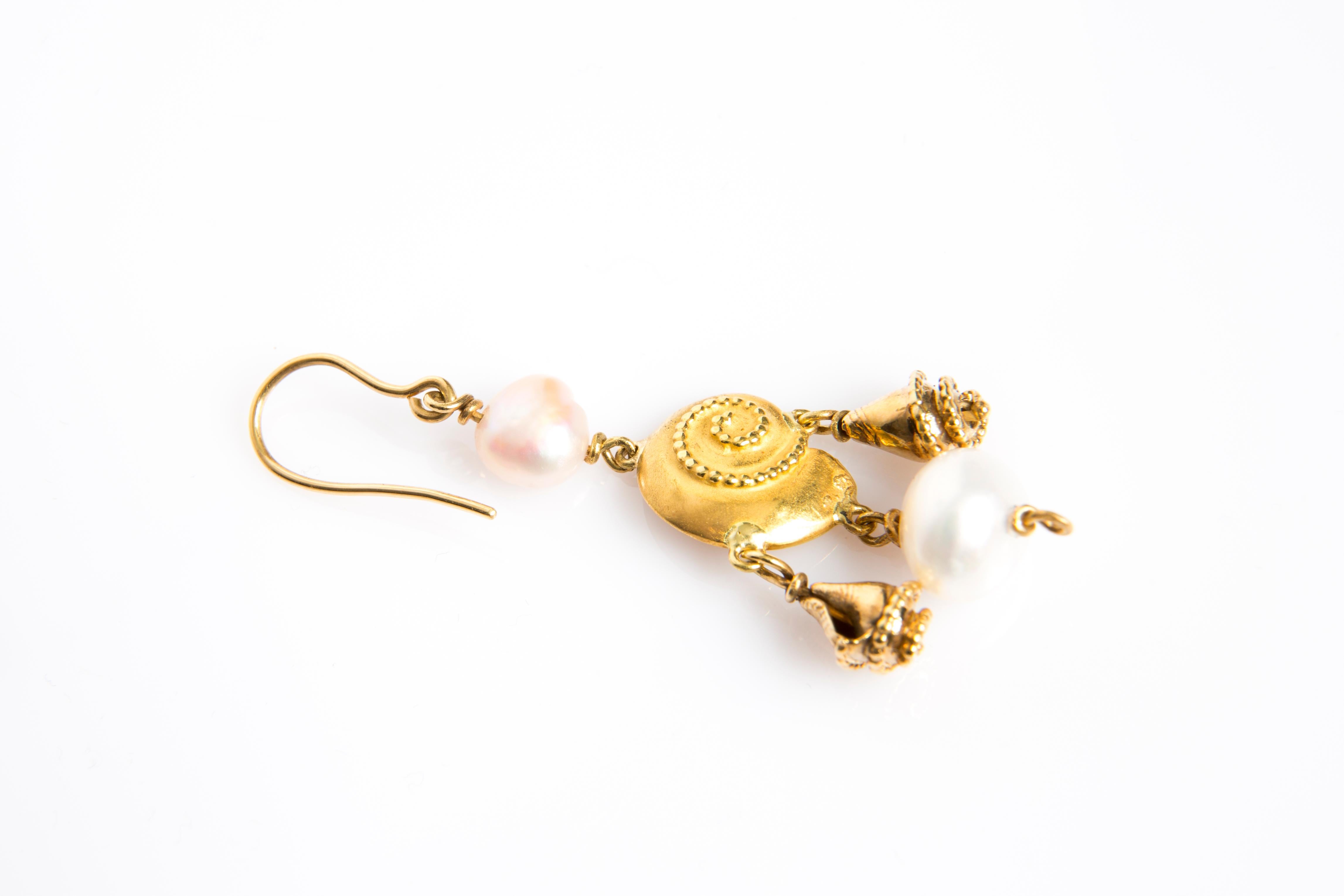 Women's Pearls Shells Yellow Gold 18 Karat Dangle Drop Earrings For Sale