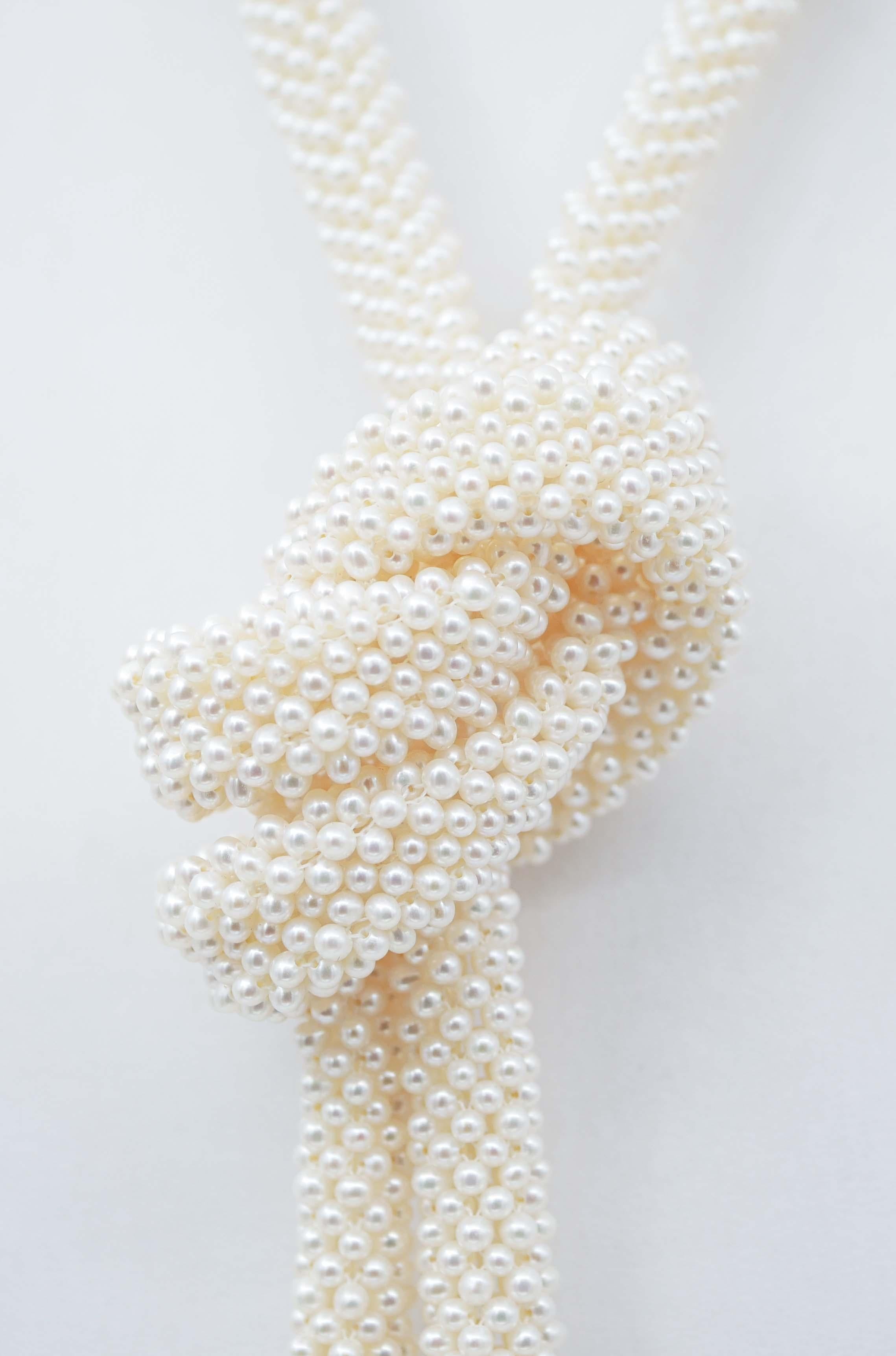 Perlen-Halskette aus 18 Karat Gelbgold (Rundschliff) im Angebot