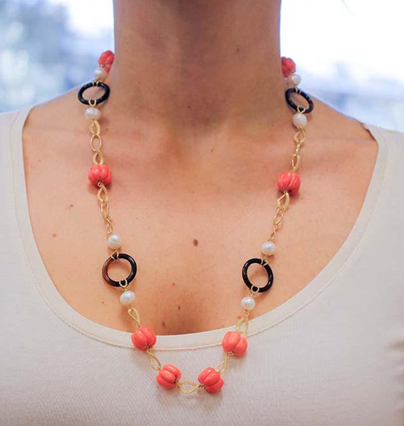 Pearls, Coral, Stones, Retrò Necklace In Good Condition In Marcianise, Marcianise (CE)