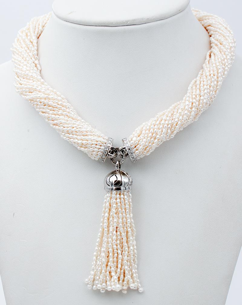Perlen, Diamanten, 14 Karat Weißgold Torchon-Halskette. (Gemischter Schliff) im Angebot