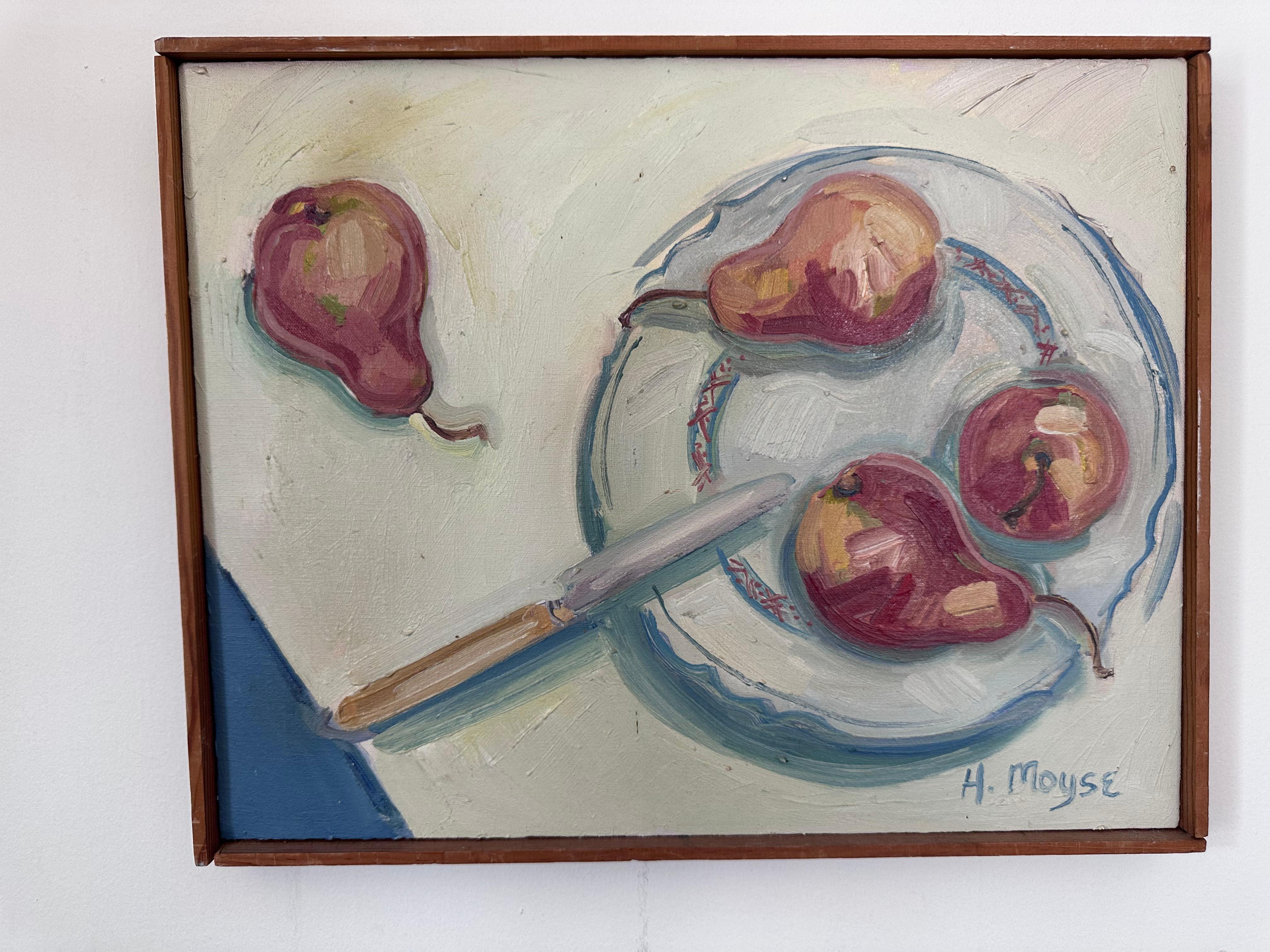 Pintado por la artista de Luisiana, Helene Moyse.  Regalado por el artista a nuestro fundador, Dixon Smith.  Vino de casa de Dixon.

Se trata de un encantador bodegón ejecutado con un estilo suelto y expresivo. La composición presenta cinco peras
