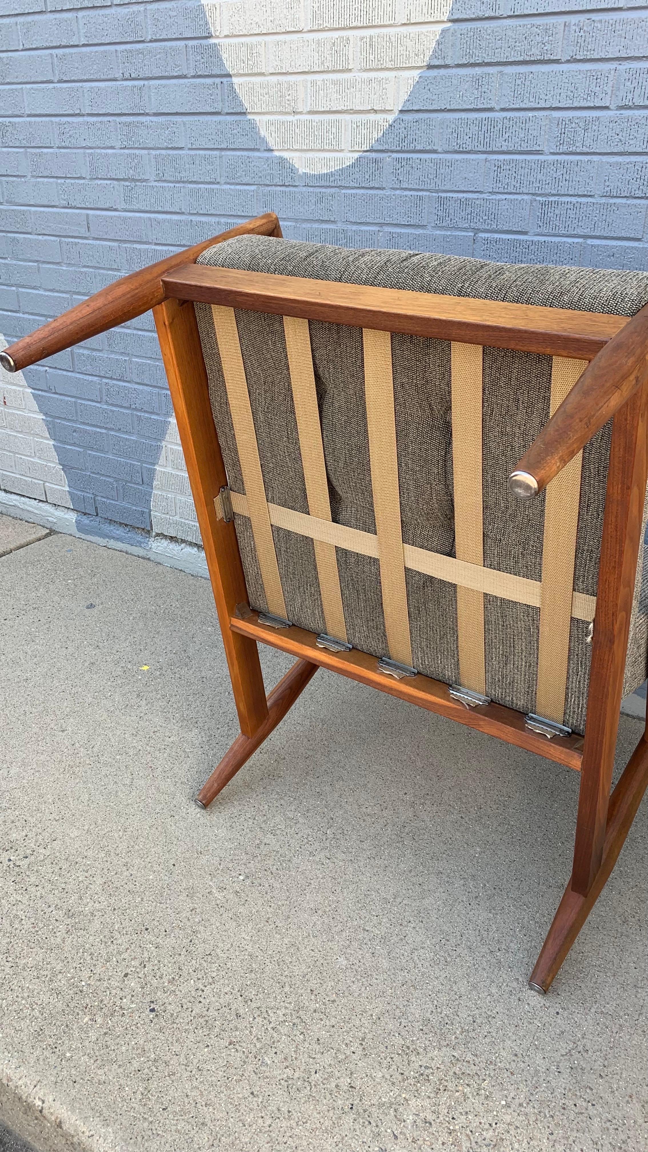 Pearsall 843-C Lounge Chair et 849-O Ottoman, années 1960 en vente 3