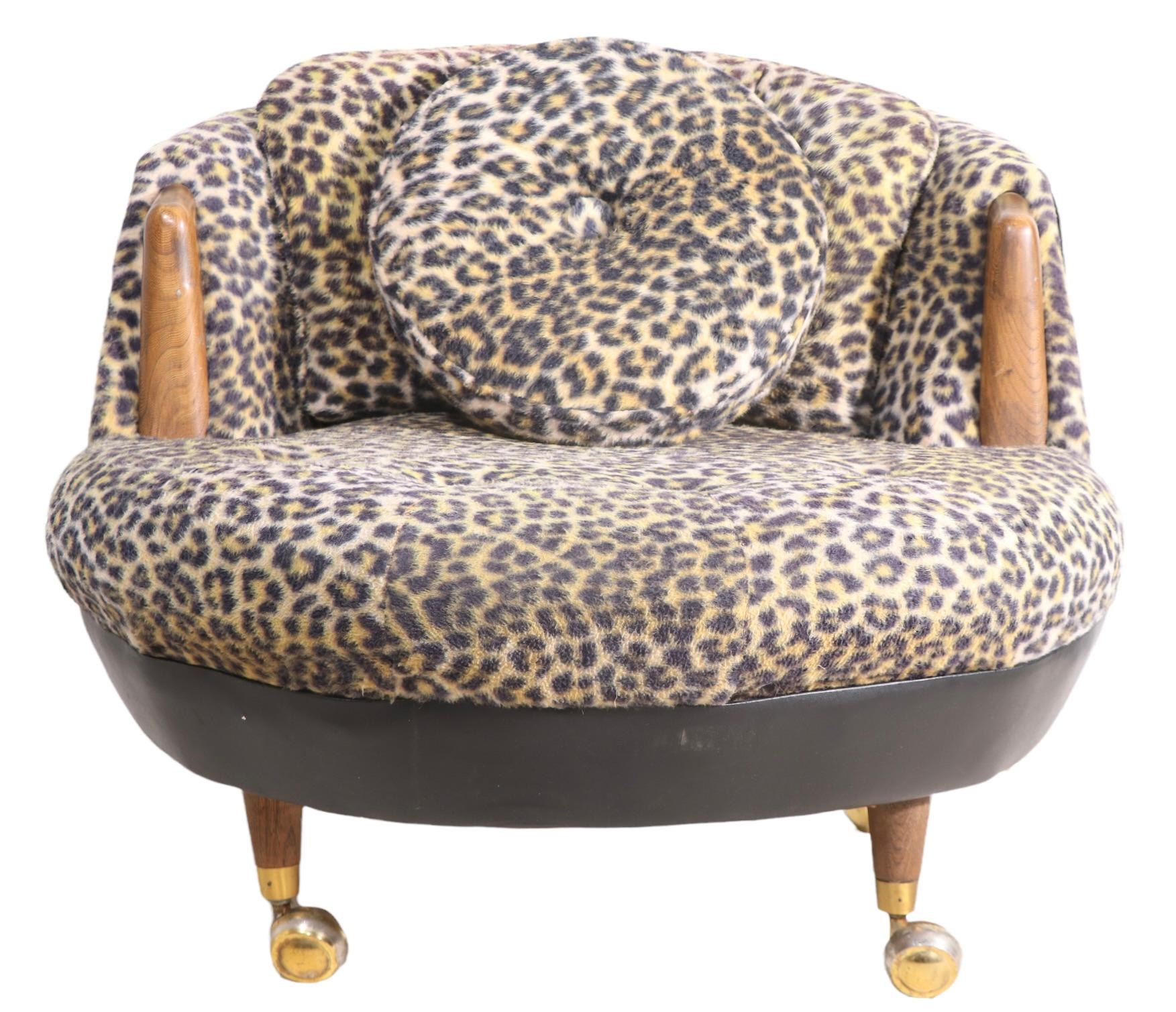 cheetah lawn chair