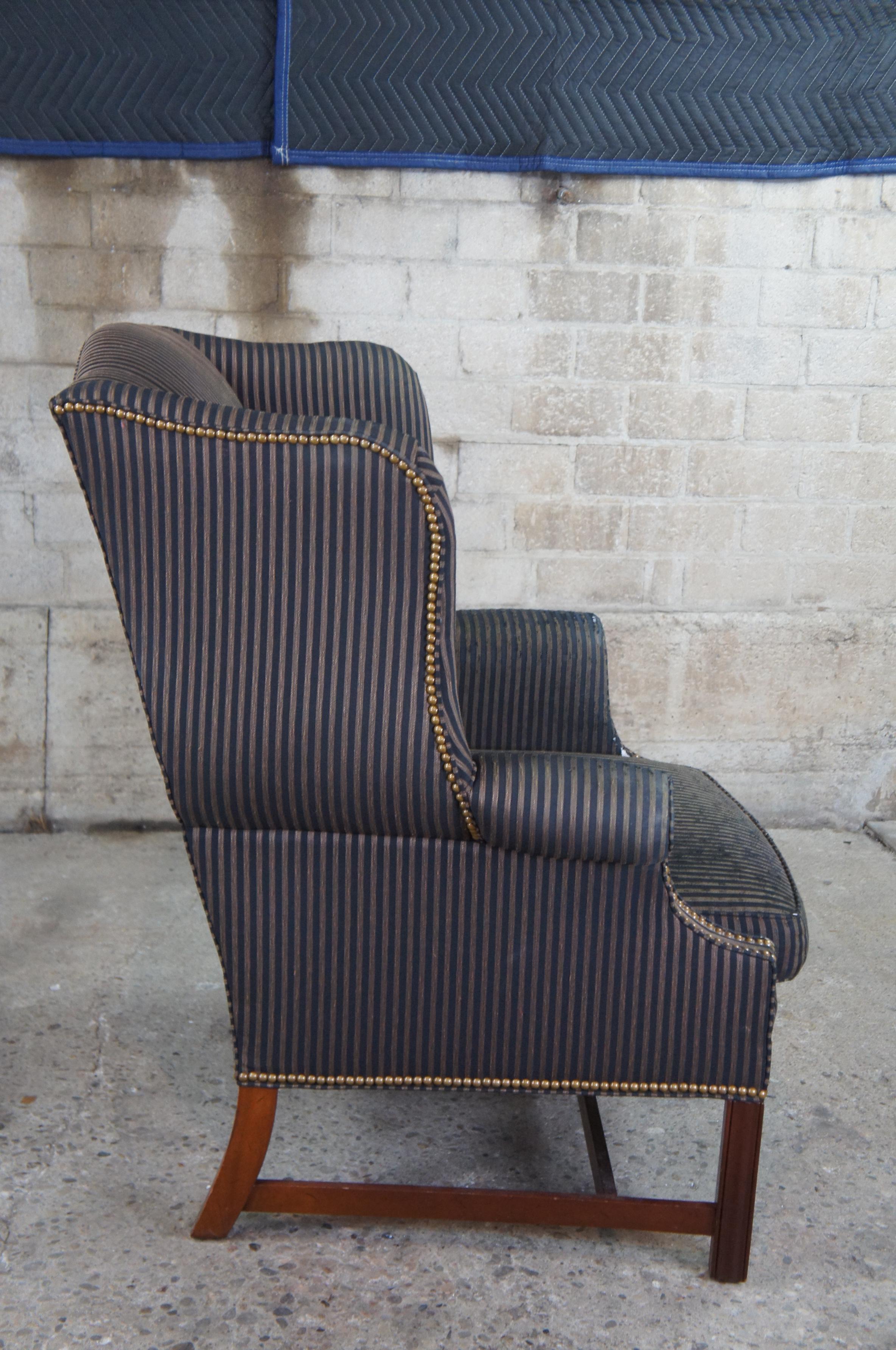 Pearson George III Chippendale Mahogany Striped Wingback Library Club Arm Chair In Good Condition In Dayton, OH