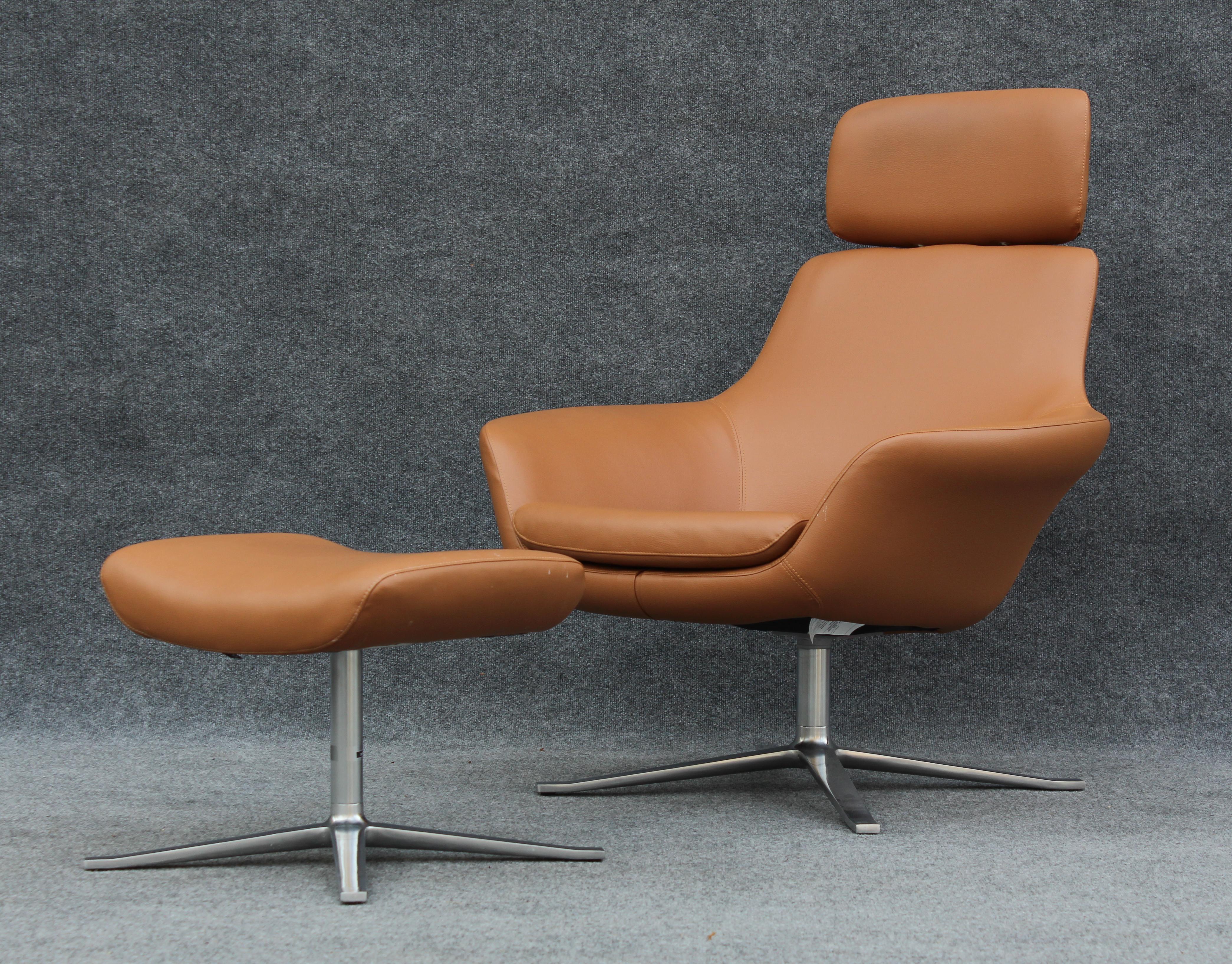 American Pearson Lloyd for Coalesse 'Bob' Lounge Chair & Ottoman in Custom Tan Leather  For Sale