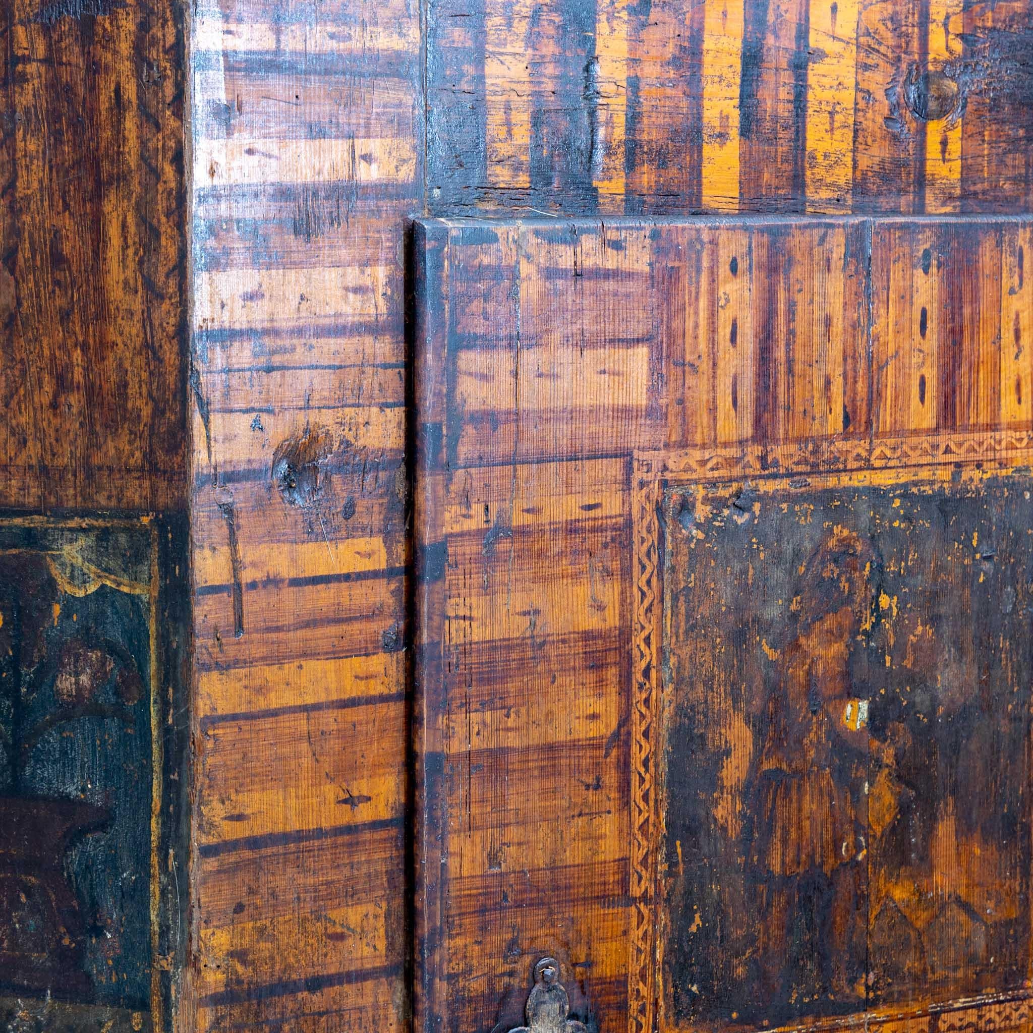 Peasant cabinet, Late 18th Century For Sale 7