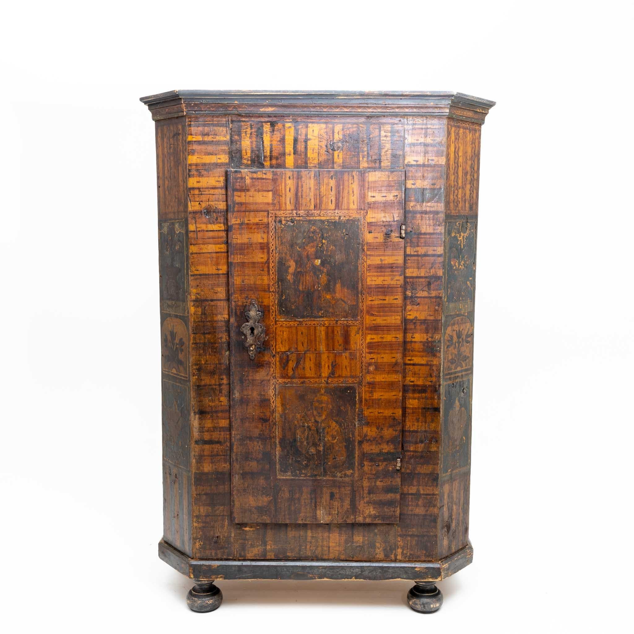 Peasant cabinet, Late 18th Century For Sale 9