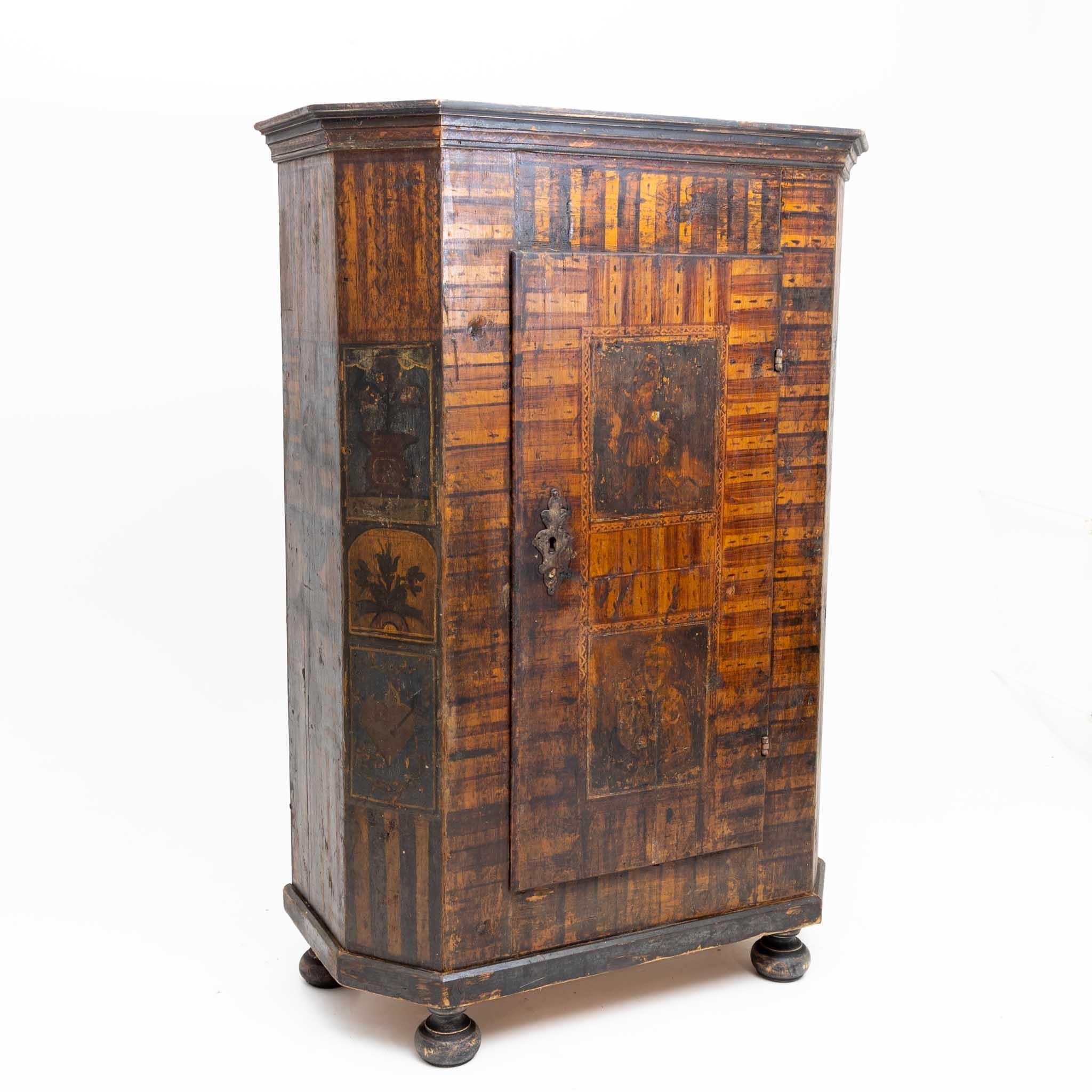 Peasant cabinet, Late 18th Century For Sale 1