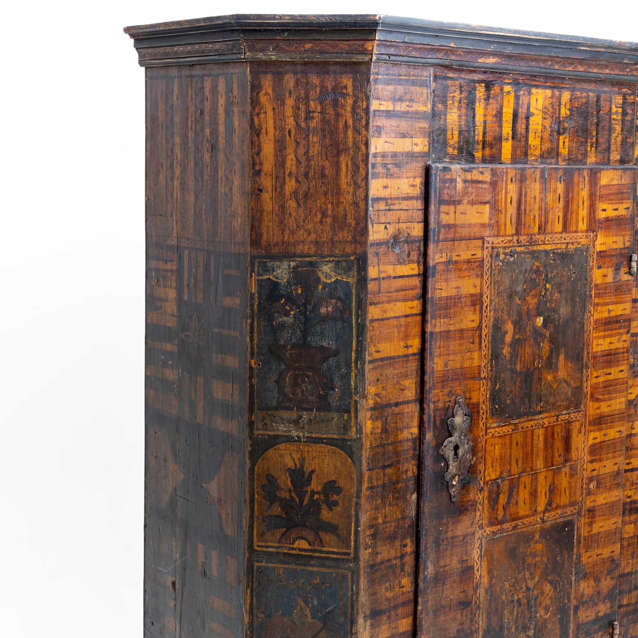 Peasant cabinet, Late 18th Century For Sale 5