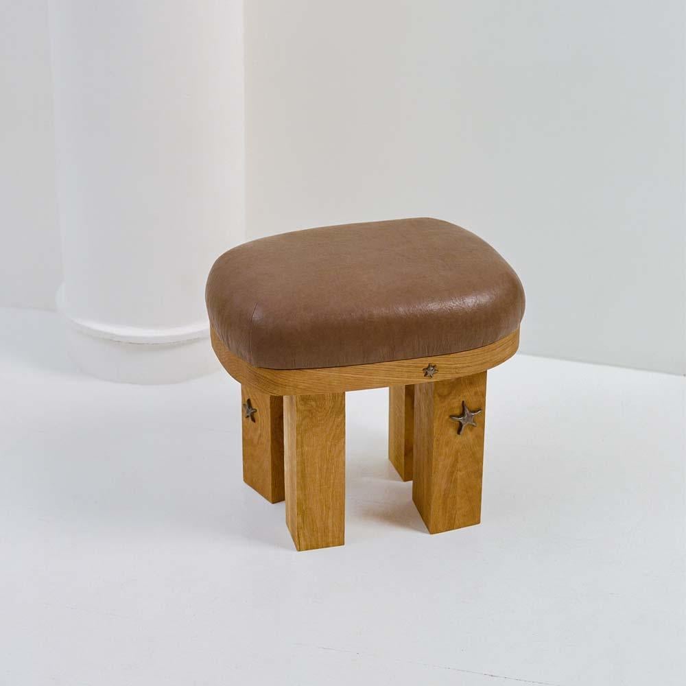Personalize your stool with a choice of different fabric options, depending on your tastes and decoration. 
Made to order.

Technical details:
Materials: solid white oak, satin osmo finish, ceramic beads, fur, leather, leather hide.
Year / 2022.