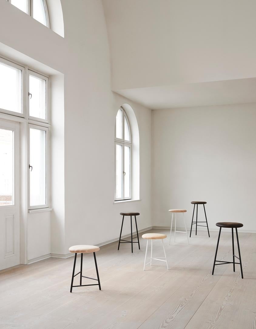 Taburete de bar Pebble Large Re-Plast Negro Noir by Warm Nordic en venta 3
