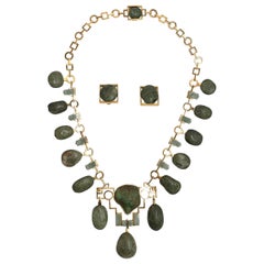 Pebble Jade Vintage Necklace with Matching Clip on Earrings in 18K Yellow Gold