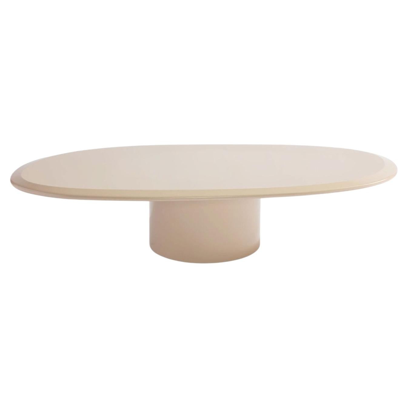 I.L.A.A. Table basse ovale beige en vente