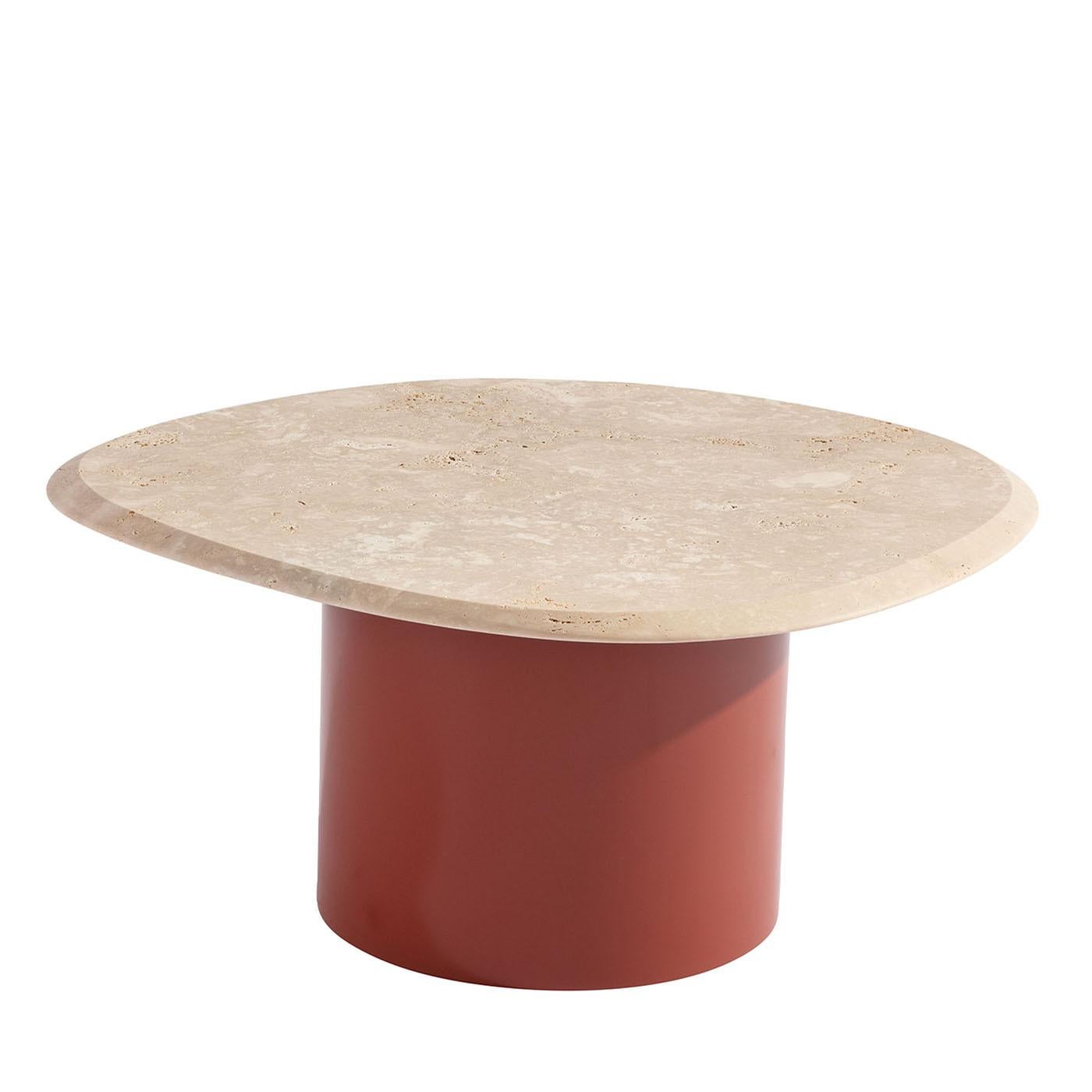 Der Pebble M Couchtisch verbindet harmonisch organisches Design mit funktionaler Eleganz. Dieser niedrige, ovale Tisch ist von den natürlichen Formen der vom Wasser geformten Steine inspiriert und hat eine auffällige Marmorplatte, die zur taktilen