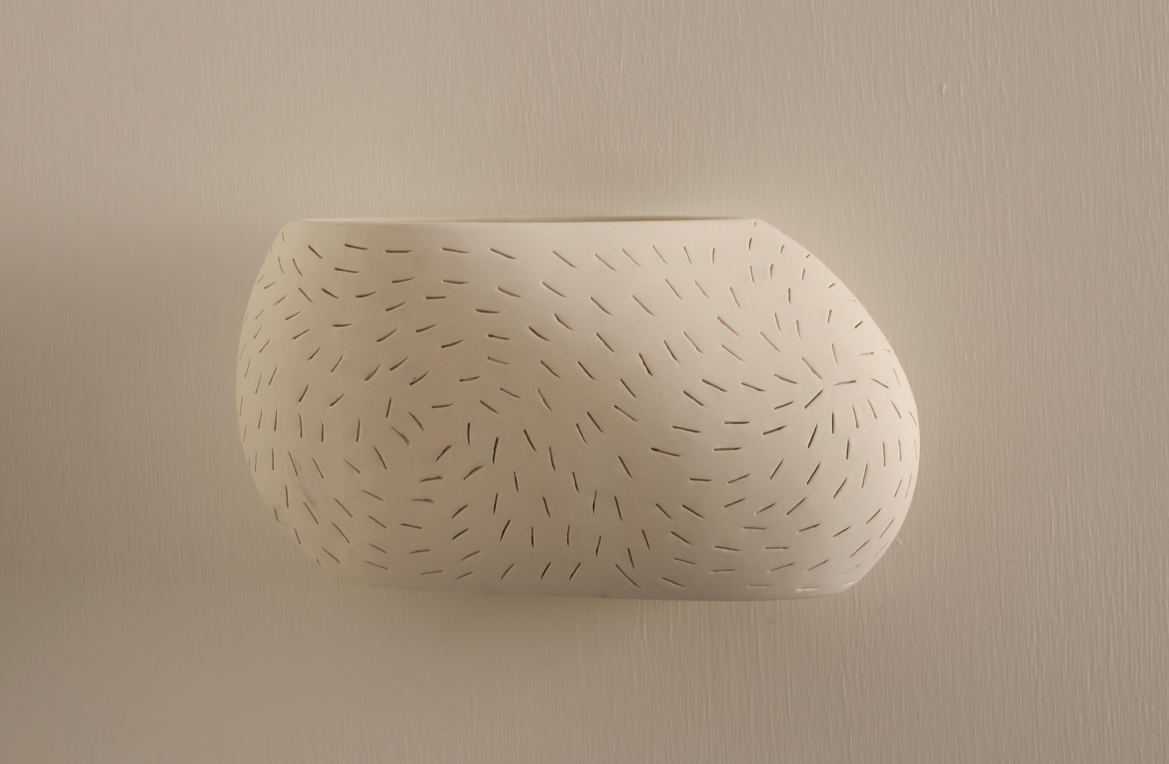 Americano PEBBLE - Scontrino in ceramica - Illuminazione da parete con montaggio ad incasso di design - Realizzato a mano in vendita