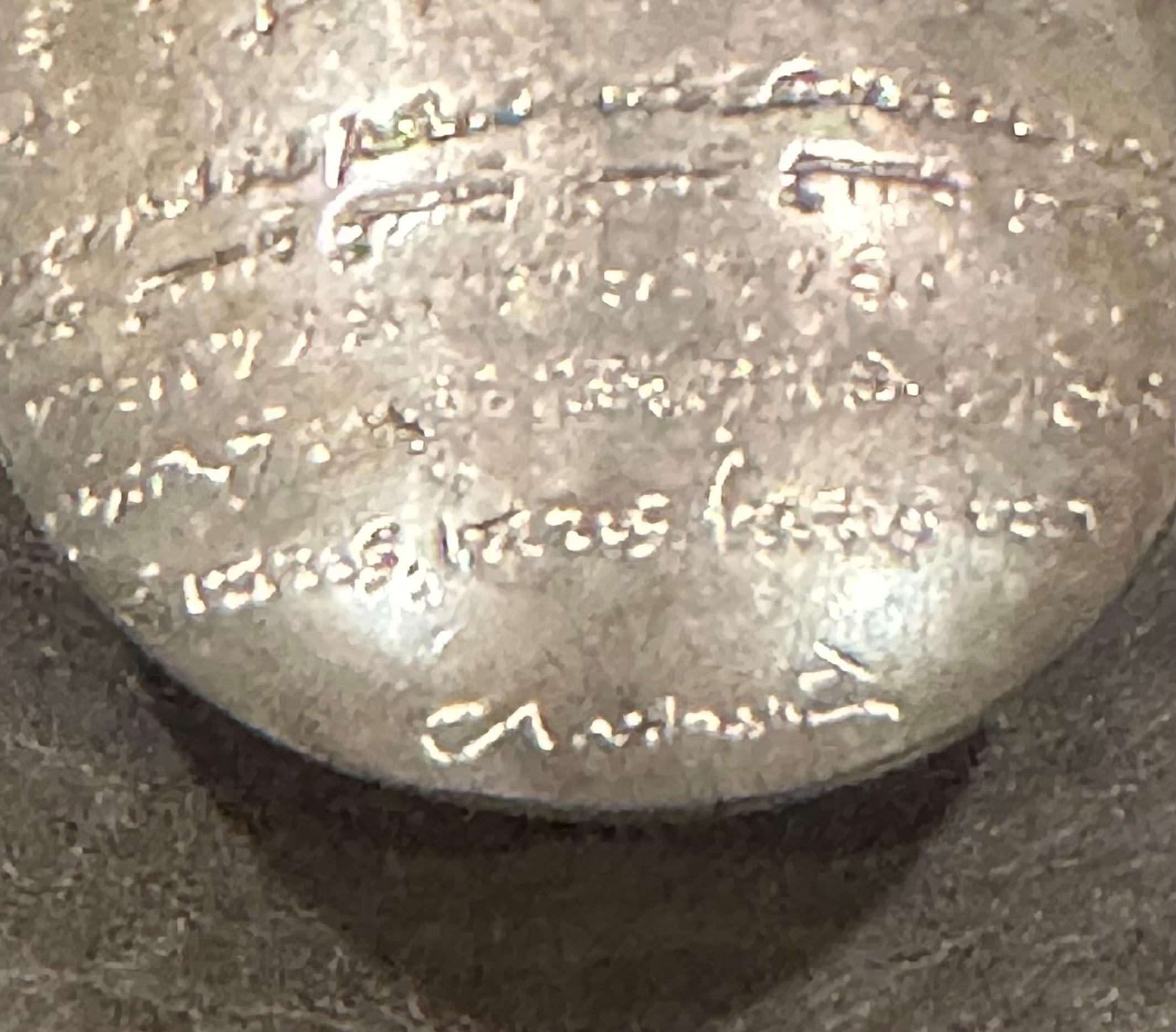 20ième siècle Presse-papiers « Pebble of Peace » en métal argenté de Christofle de France en vente