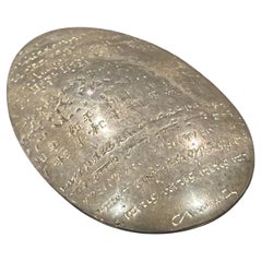 "Ciottolo della pace" fermacarte placcato in argento di Christofle of France