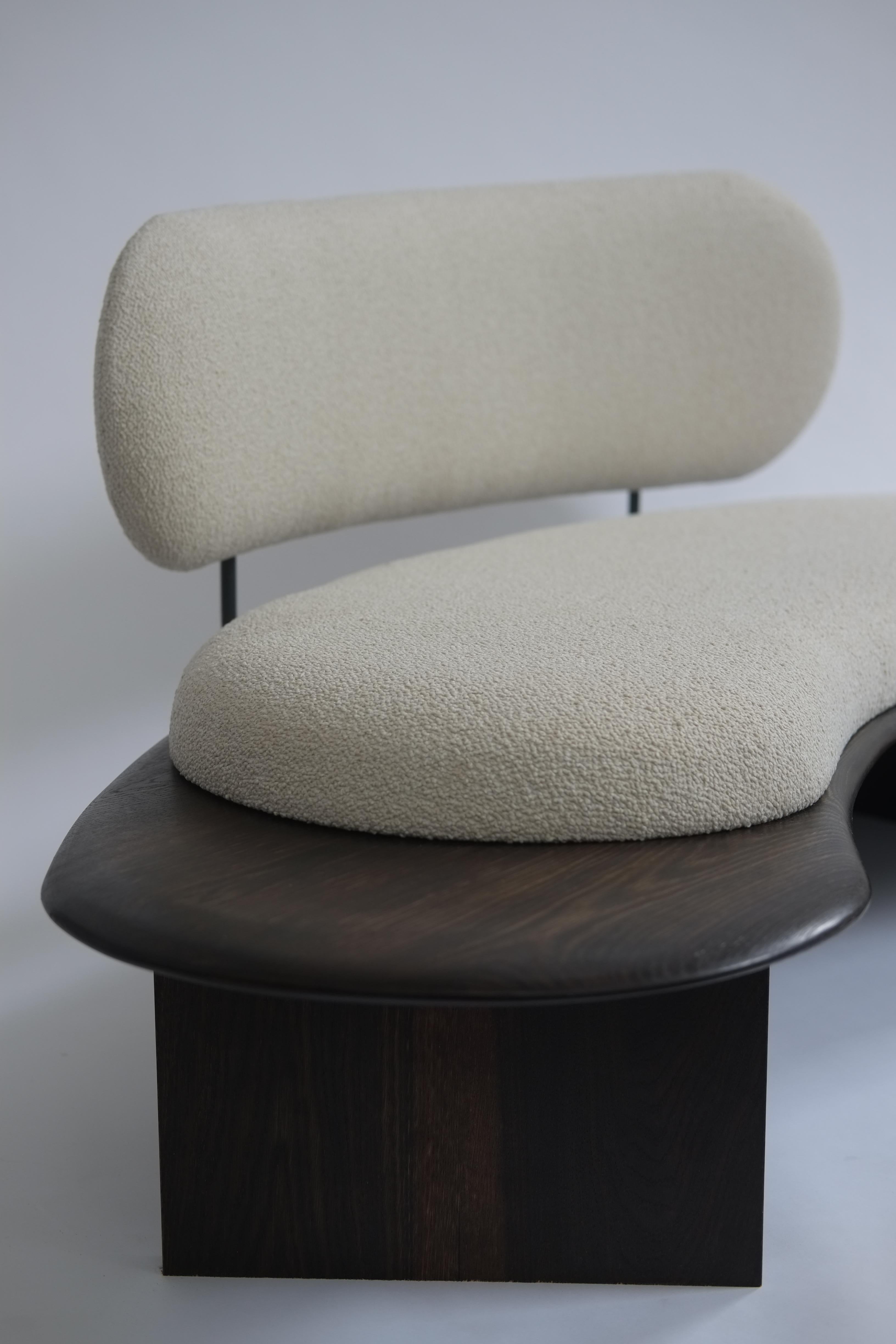 Pebble Sofa by Fred Rigby Studio In New Condition In Geneve, CH