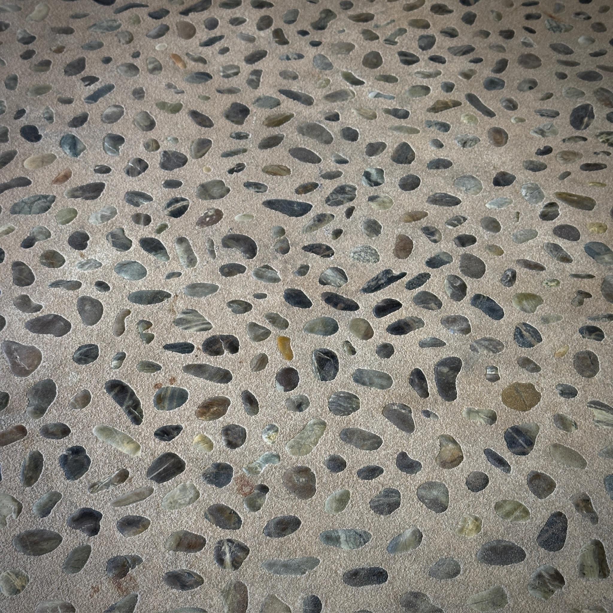 Table en pierre et fer Bon état - En vente à Los Angeles, CA