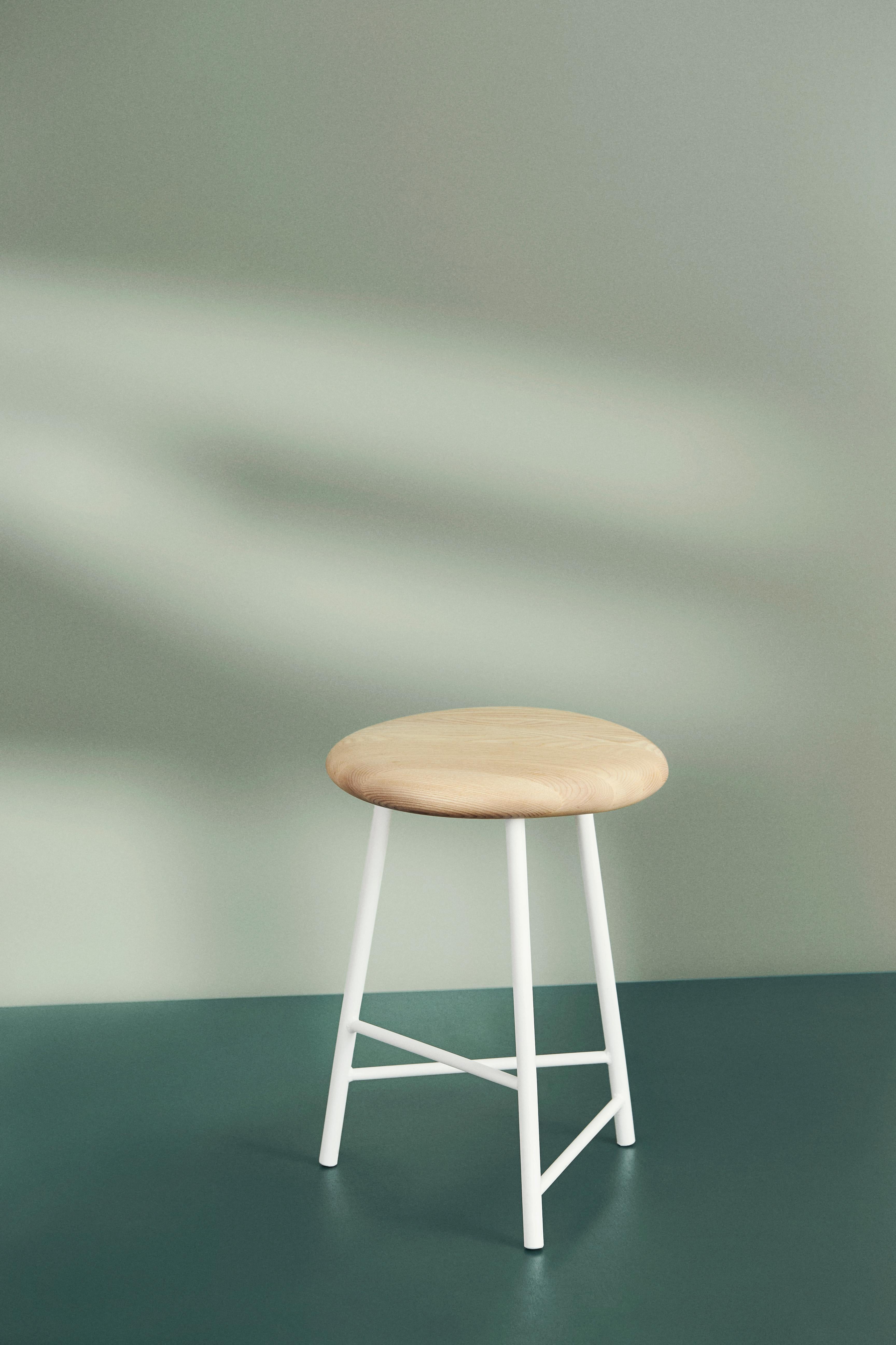 stool like pebbles