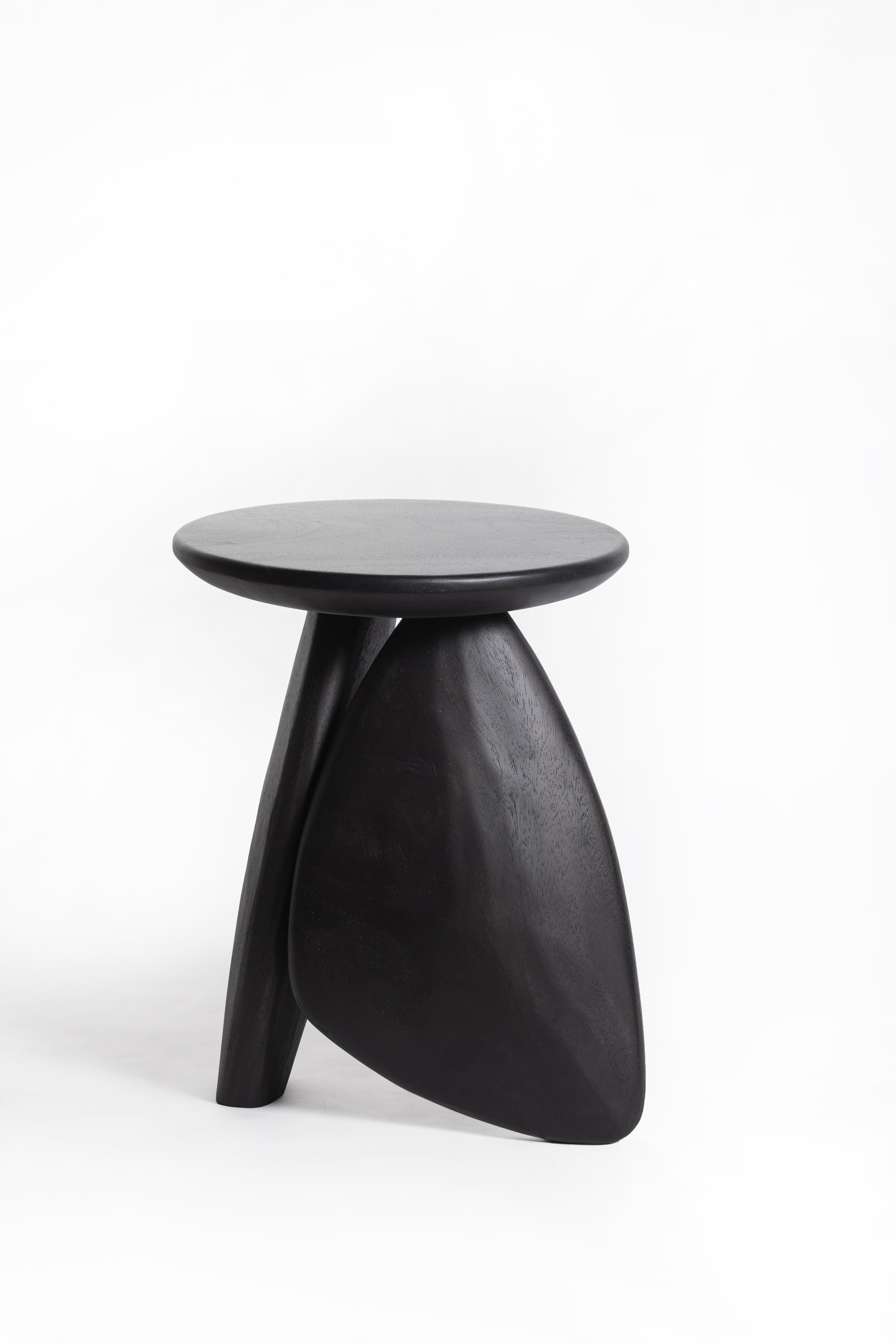 pebble like stool