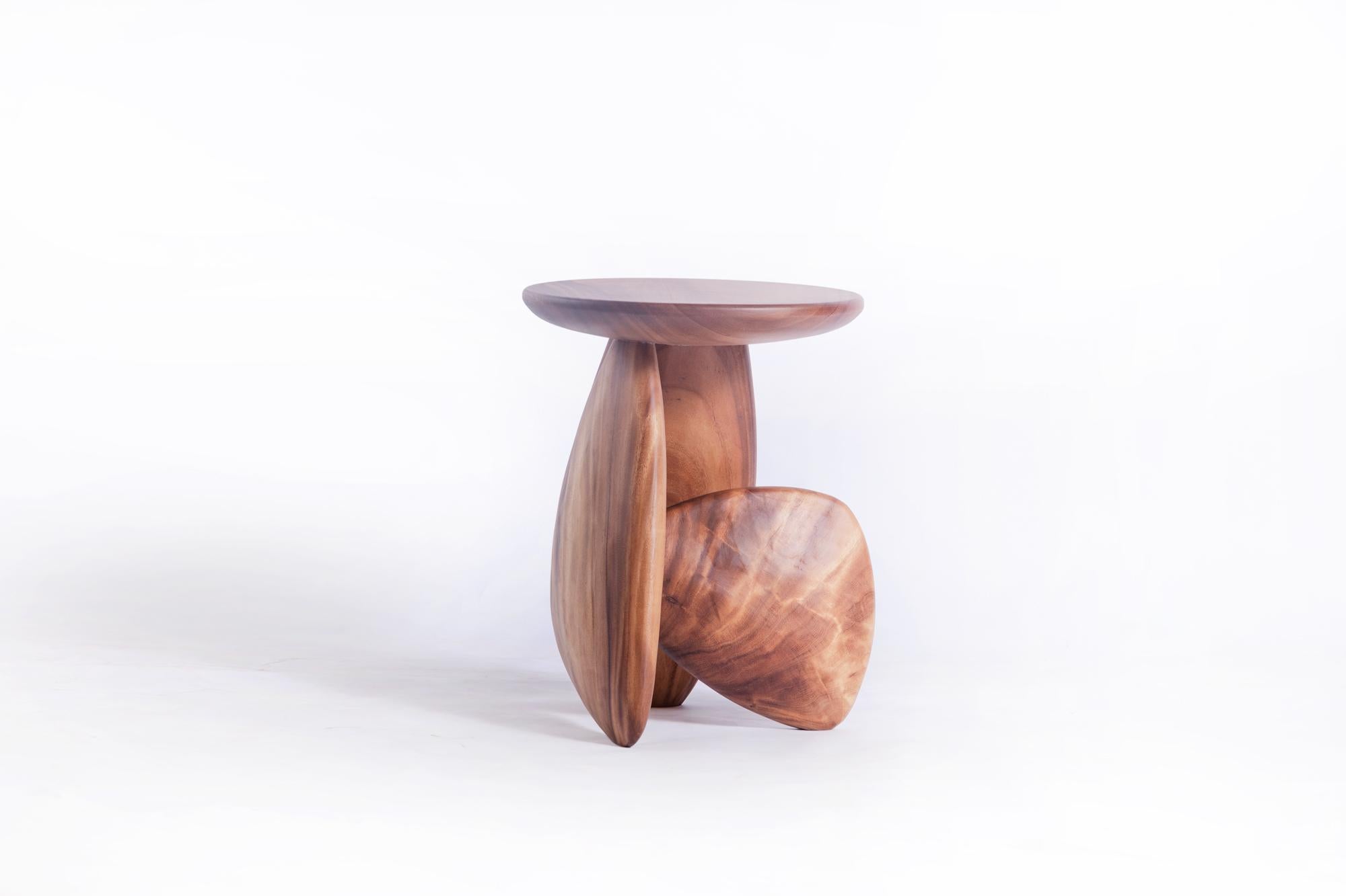 pebble like stools