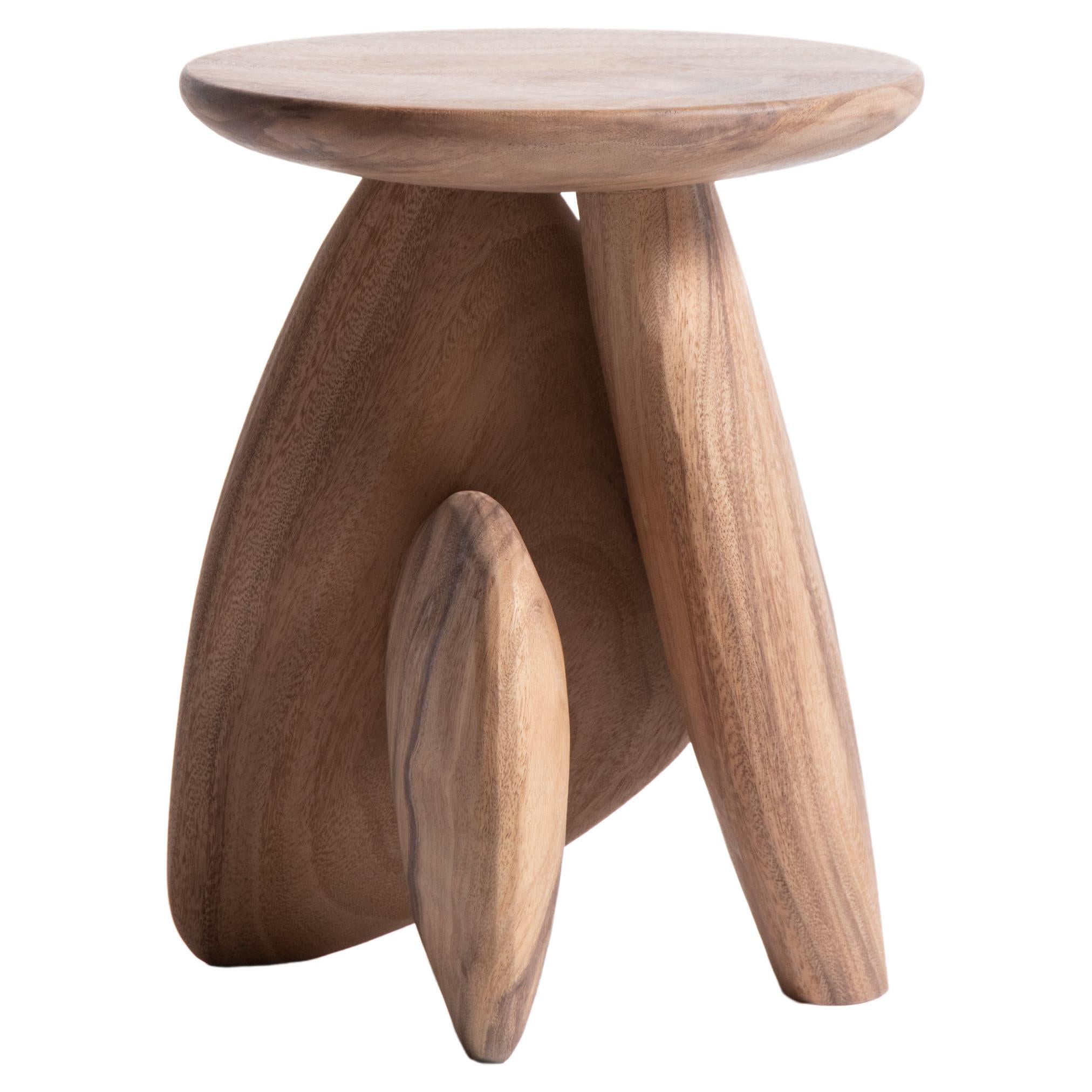 Tabouret à galets Type 01, bois d'acacia naturel clair