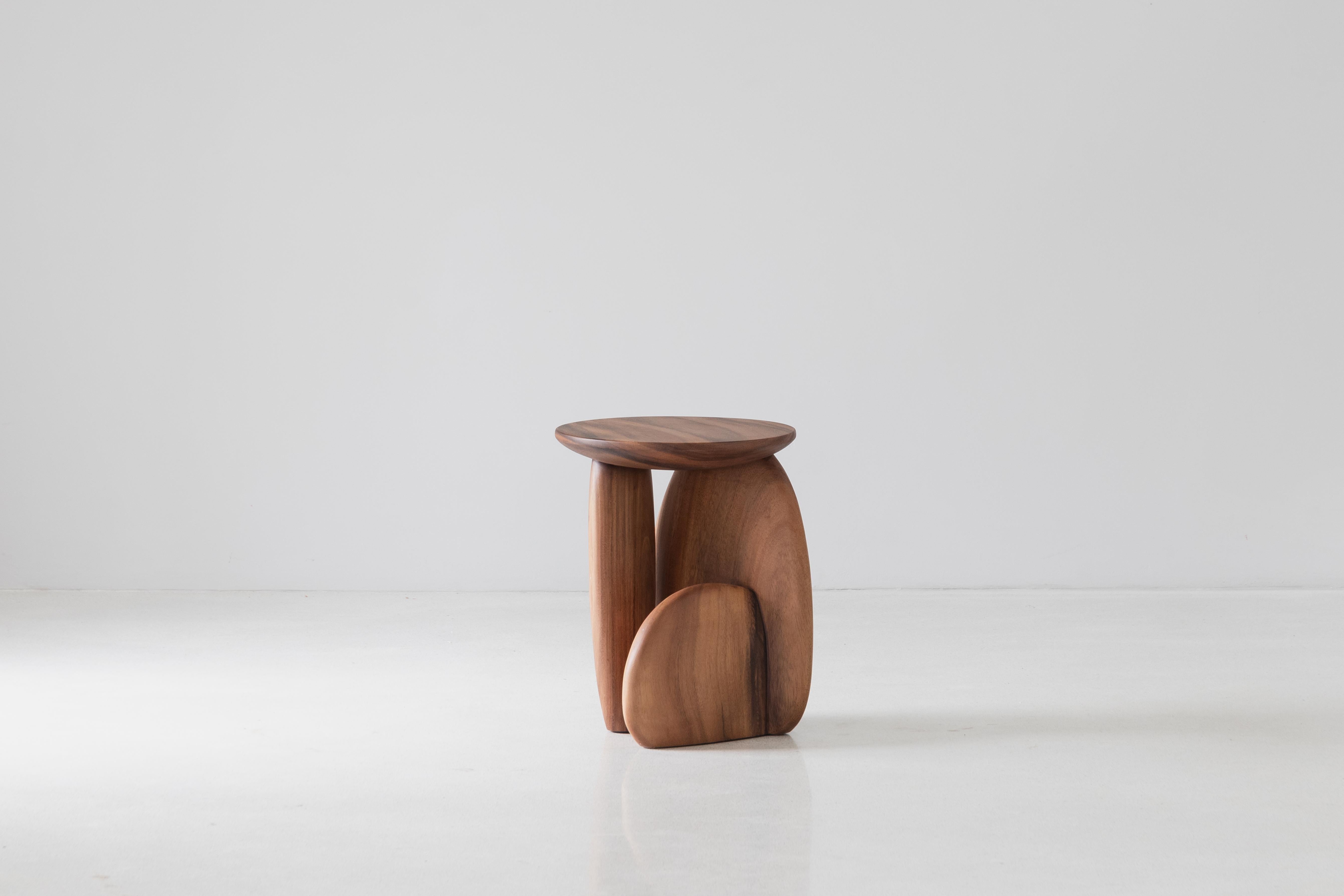 pepple stool