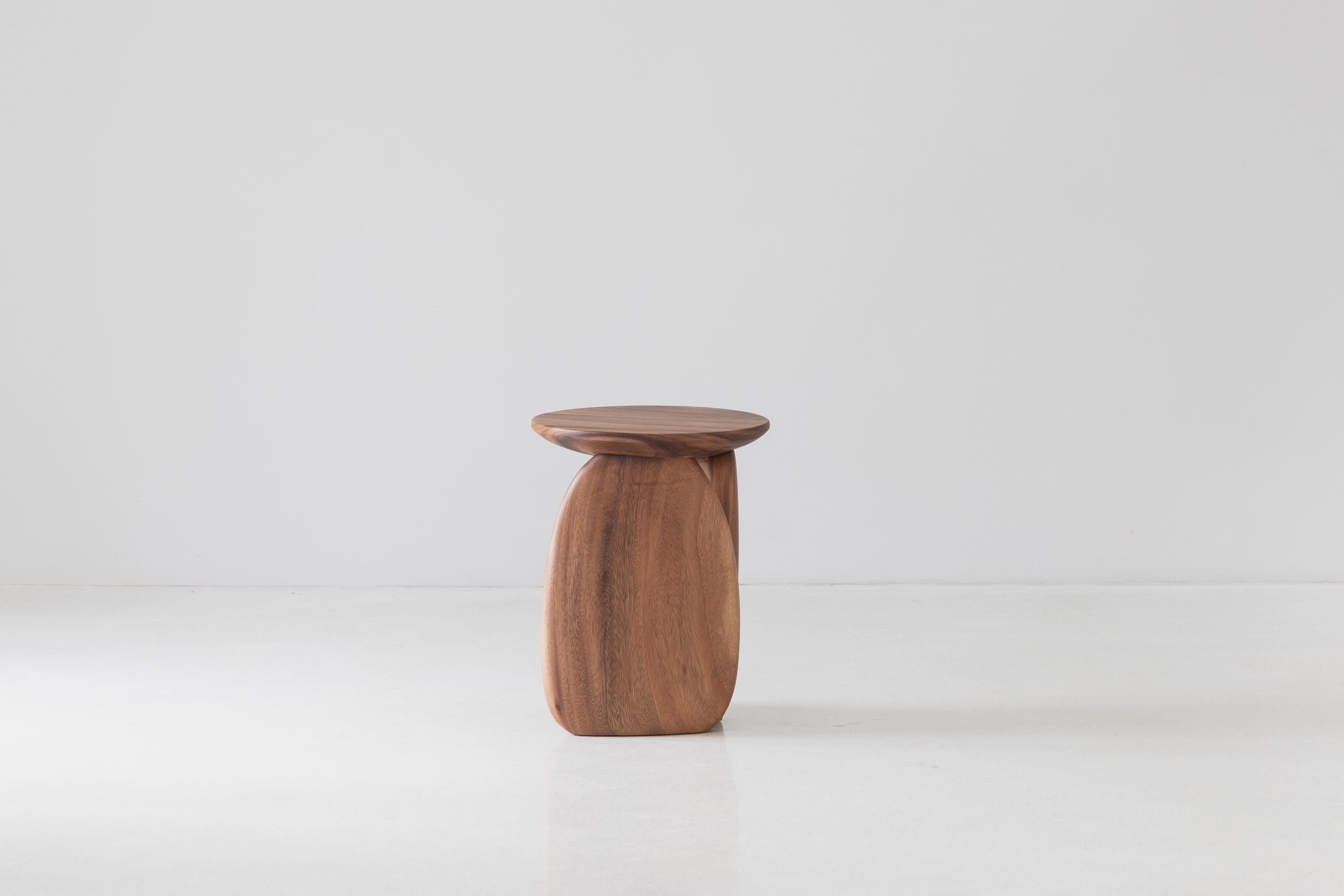Mid-Century Modern Pebble Stool Type 02, Natural Acacia Wood For Sale