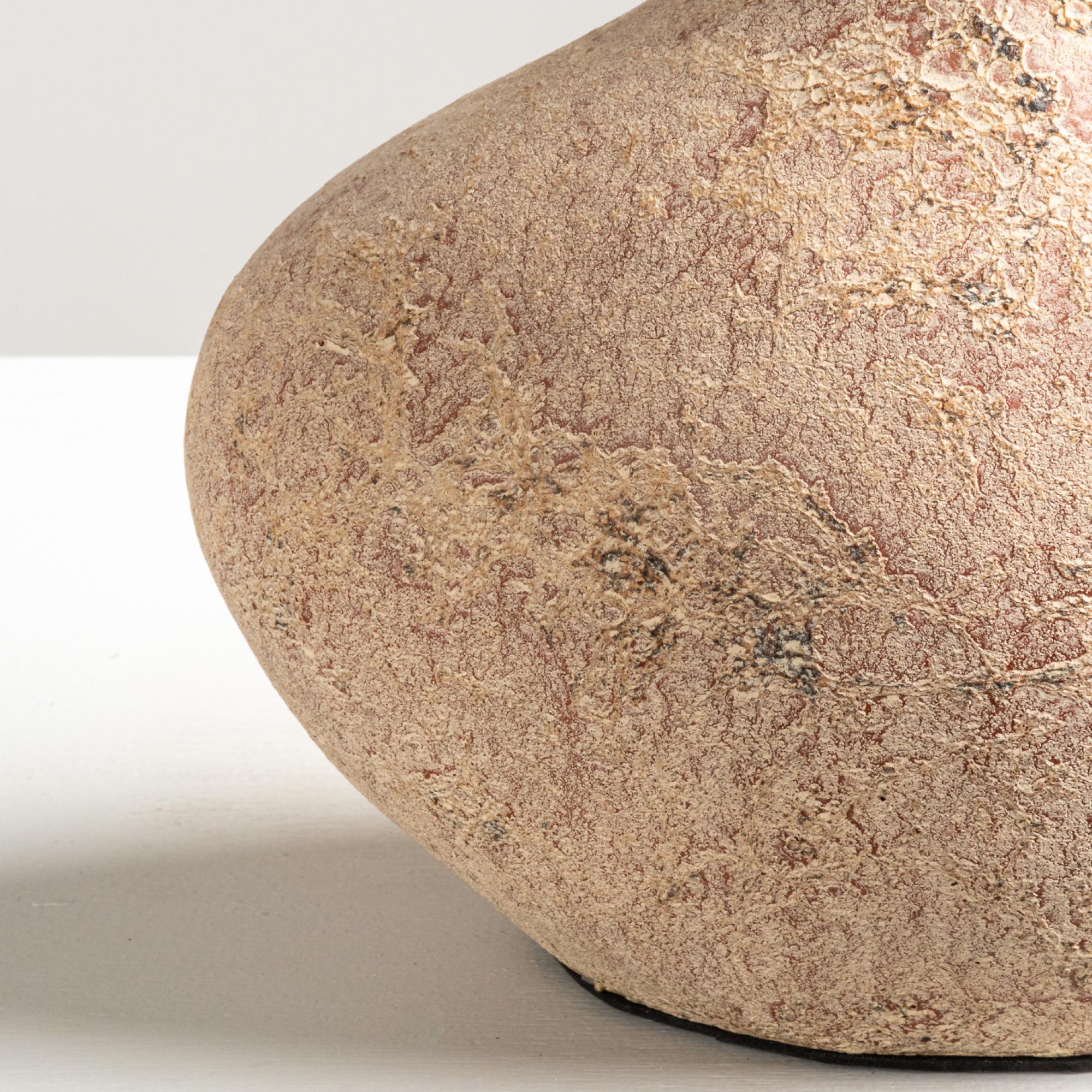 Pebble Vase, Handmade Textured Terracotta Organic Shape in Sand In New Condition For Sale In New York, US
