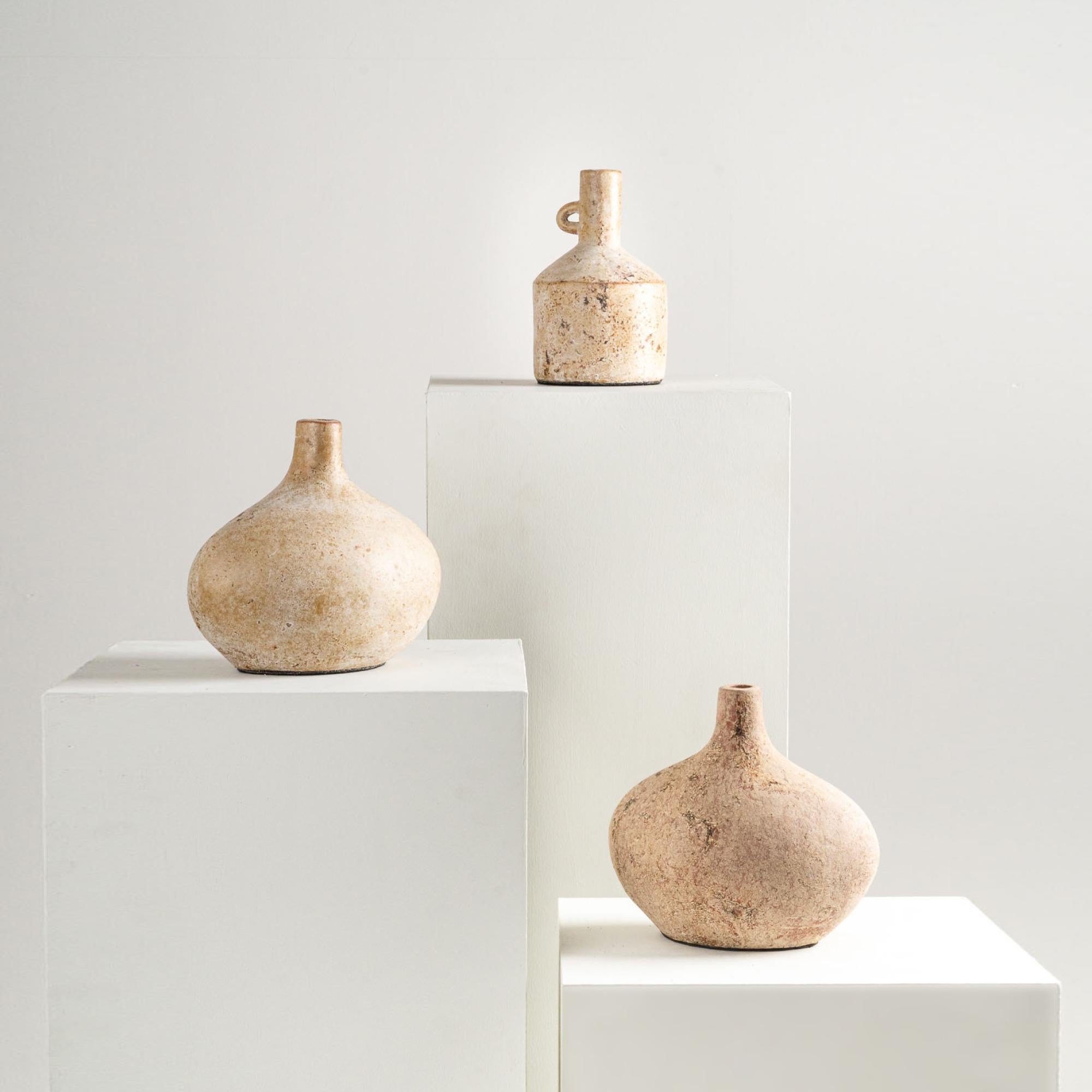 Pebble Vase, Handmade Textured Terracotta Organic Shape in Sand For Sale 2