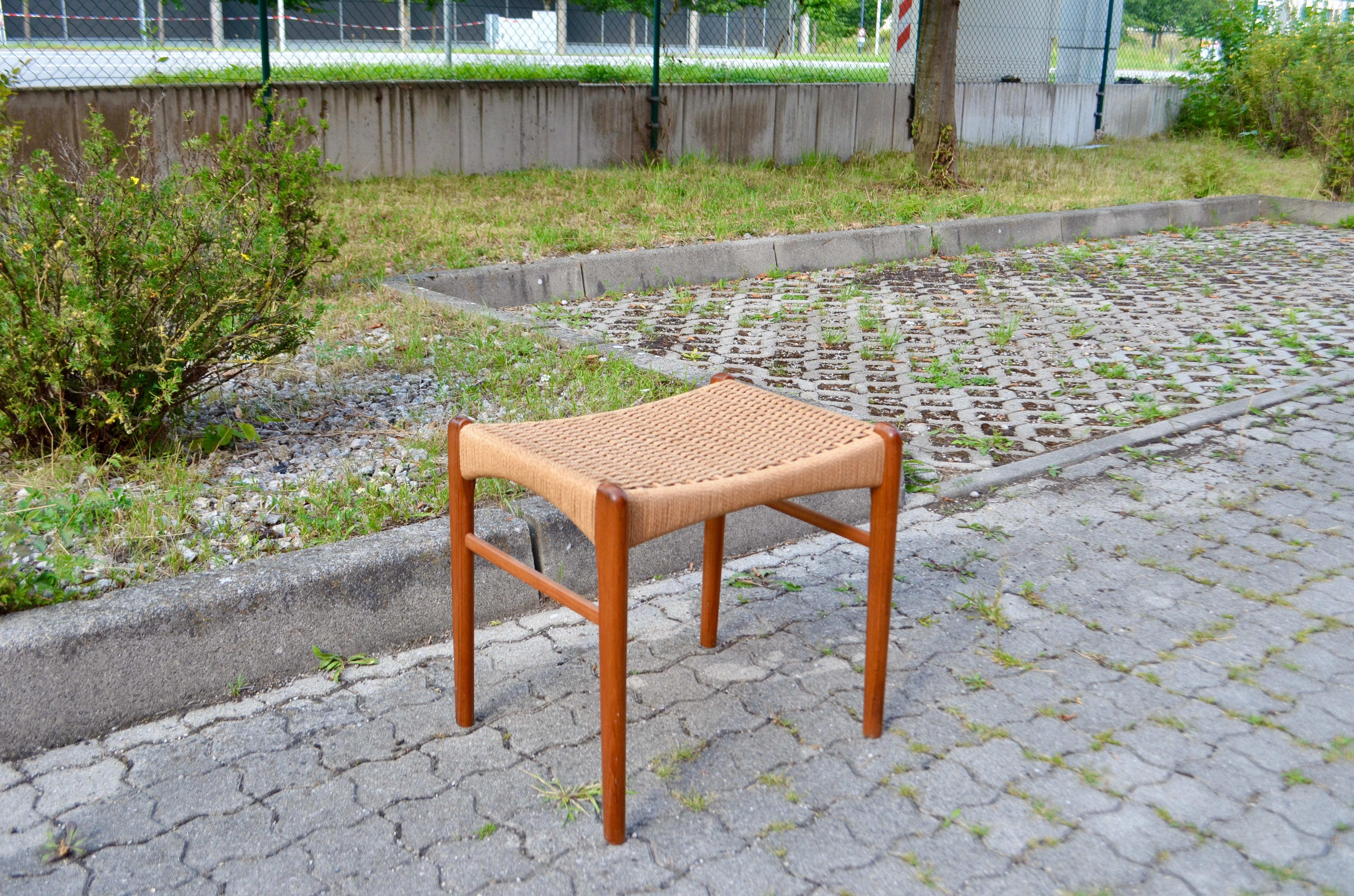 Corde en papier Tabouret de repose-pieds danois en teck modèle GS60 pour Glyngore de Peder Kristensen en vente