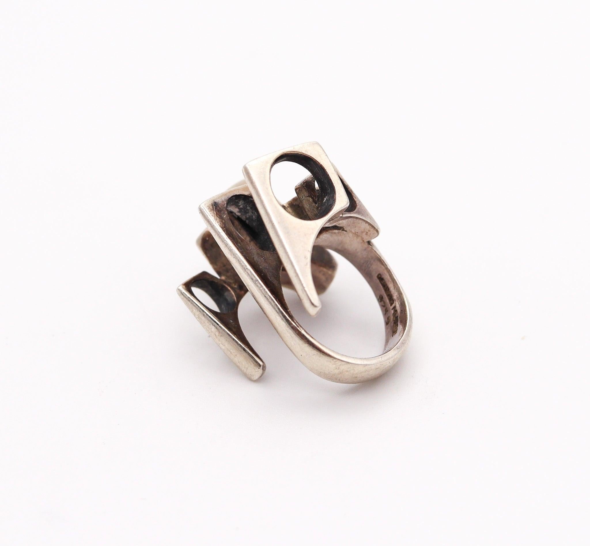 Modernist PEDER MUSSE 1970 Denmark Geometric Sculptural Ring In .925 Sterling Silver
