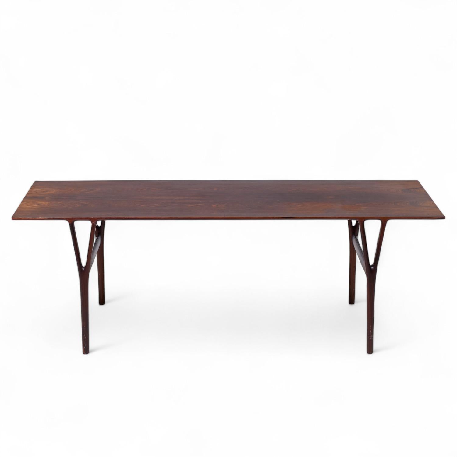 Bois de rose Peder Pedersen Dk for Helge Vestergaard Jensen Danish Rosewood Coffee Table en vente
