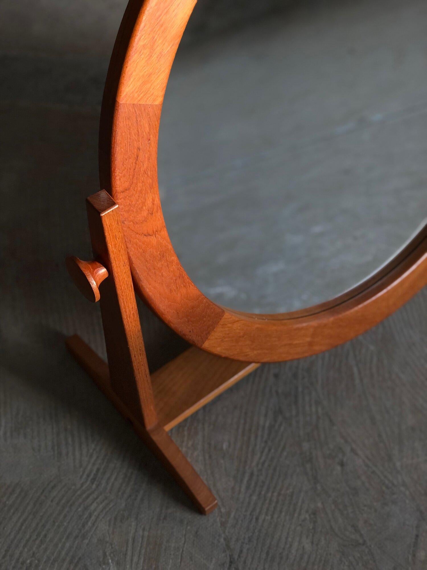 Scandinavian Modern Pedersen and Hansen Circular Teak Table-top Mirror For Sale