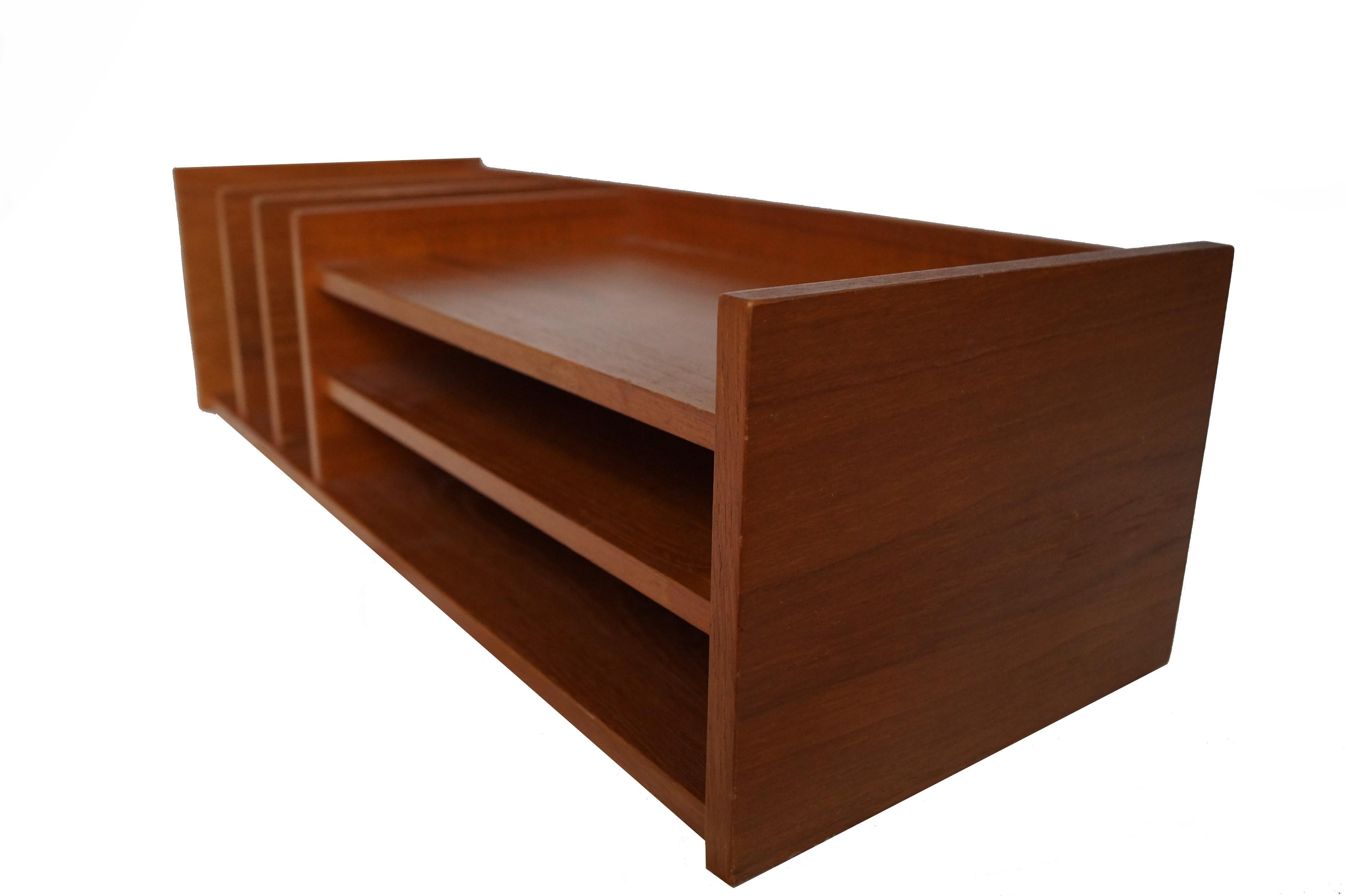 Veneer Pedersen & Hansen Danish Modern Teak Wood Desktop Mail Desk Organizer Shelf